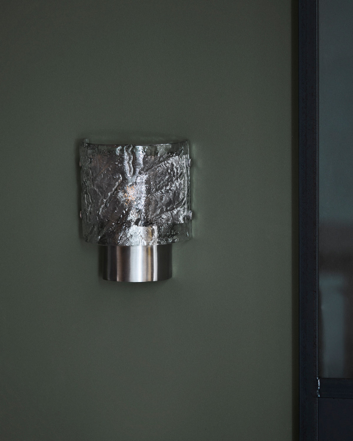 Wandleuchte, HDType, Gebürstetes Silber in Brushed silver präsentiert im Onlineshop von KAQTU Design AG. Wandleuchte ist von House Doctor