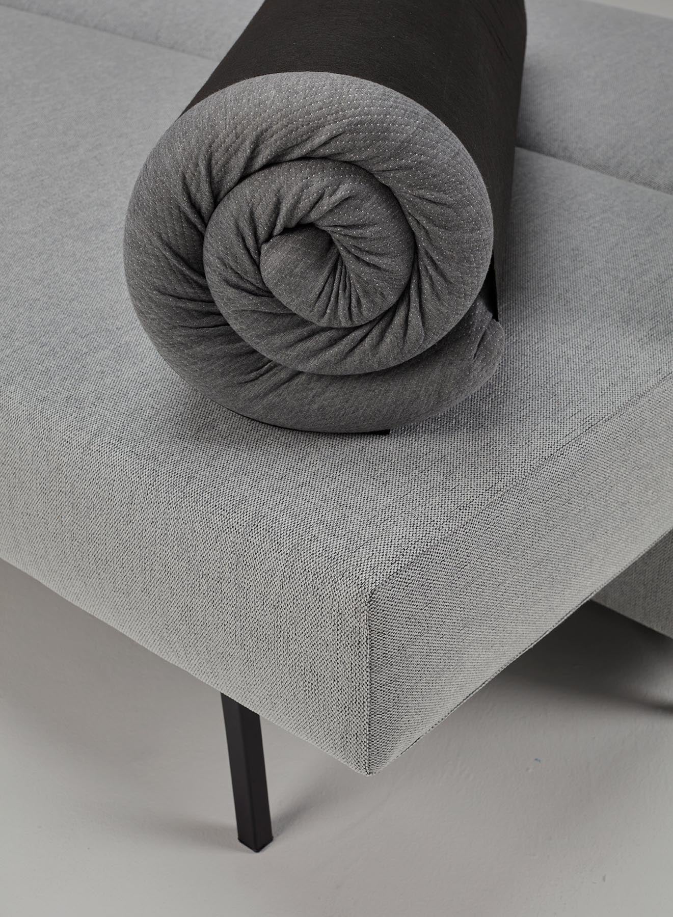 Inno Topper 160 von Innovation Living: Ergonomischer Topper für erholsamen Schlaf, ideal für Schlafsofas, strapazierfähig und leicht zu reinigen.