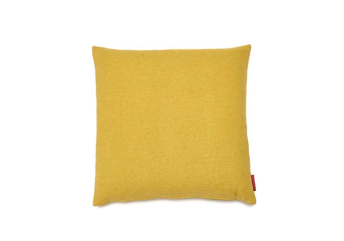 Dapper Kissen in 554 Soft Mustard Flower präsentiert im Onlineshop von KAQTU Design AG. Deko Kissen ist von Innovation Living