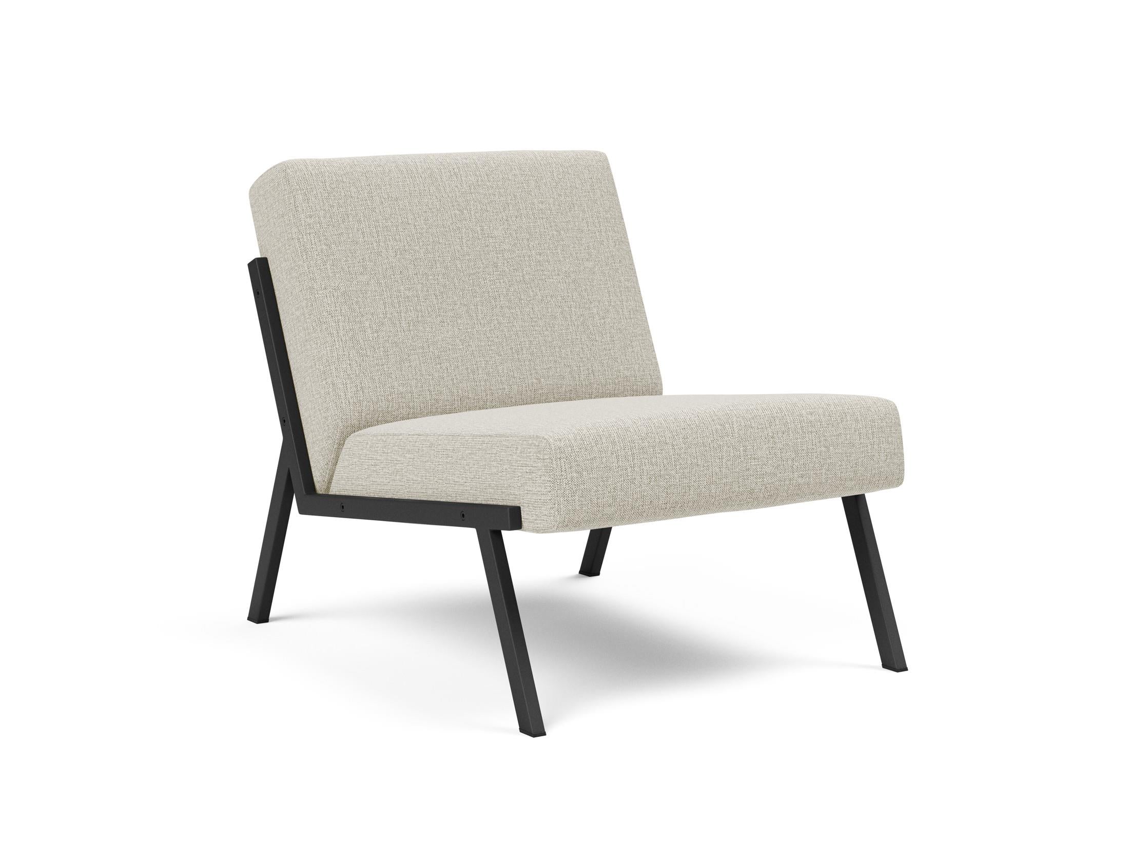 Erleben Sie den Vikko Sessel von Innovation Living – stilvolles Design trifft auf höchsten Komfort, ideal für jedes moderne Wohnambiente.