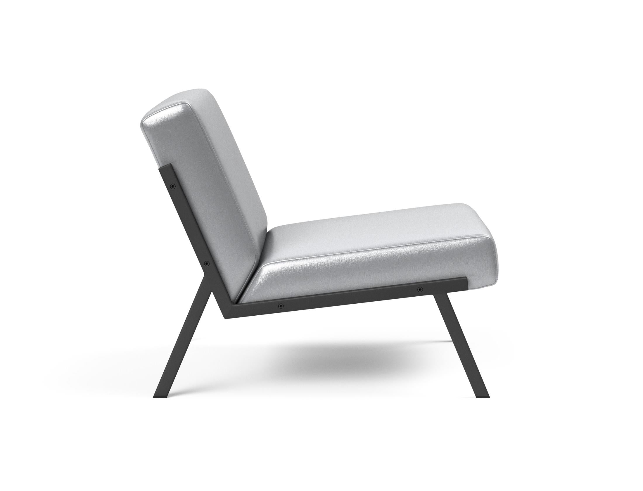 Erleben Sie den Vikko Sessel von Innovation Living – stilvolles Design trifft auf vielseitige Nutzung für Ihr Zuhause.