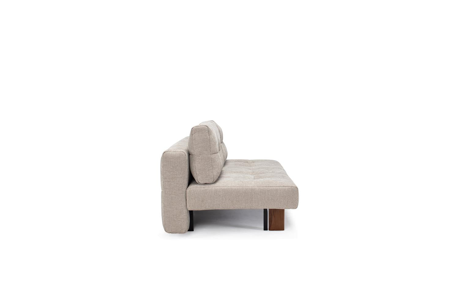 Das Eilis Schlafsofa von Innovation Living vereint modernes Design mit praktischer Funktionalität – ideal für kleine Räume und Übernachtungsgäste.