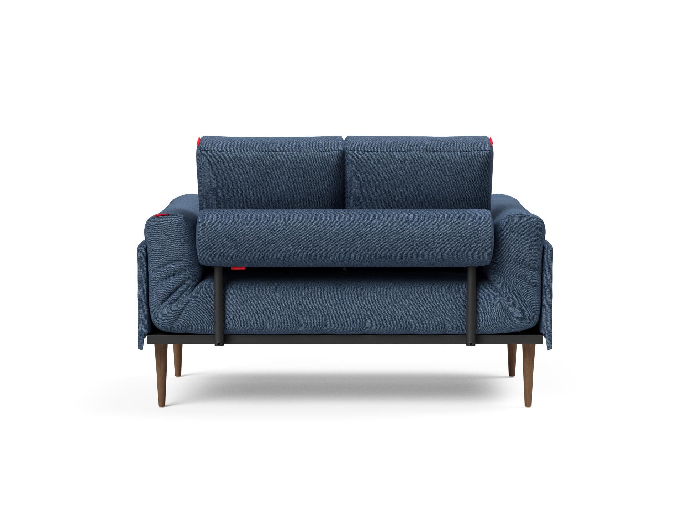 Entdecken Sie das Rollo Styletto Klappsofa 80 – ein elegantes, multifunktionales Sofa, das perfekten Komfort für kleine Wohnräume bietet.