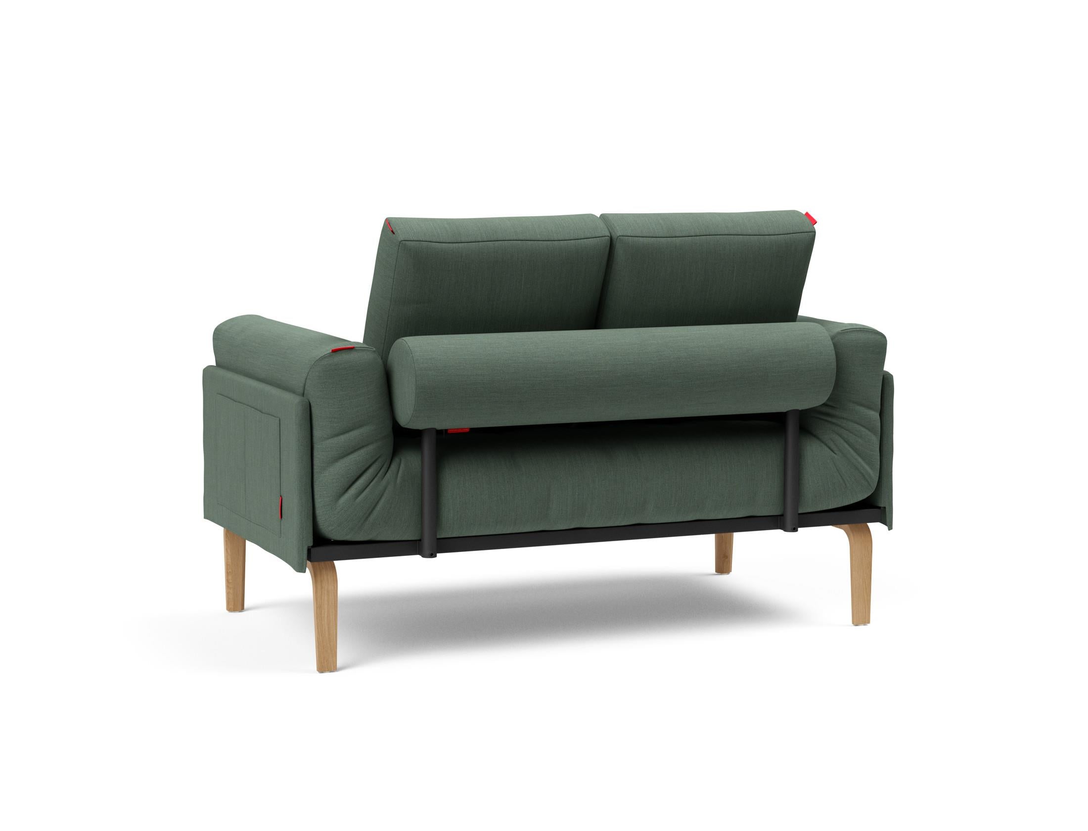 Erleben Sie das Rollo Bow Klappsofa 80 von Innovation Living – ein stilvolles, anpassbares Tagesbett, ideal für kompakte Wohnräume und Gäste.