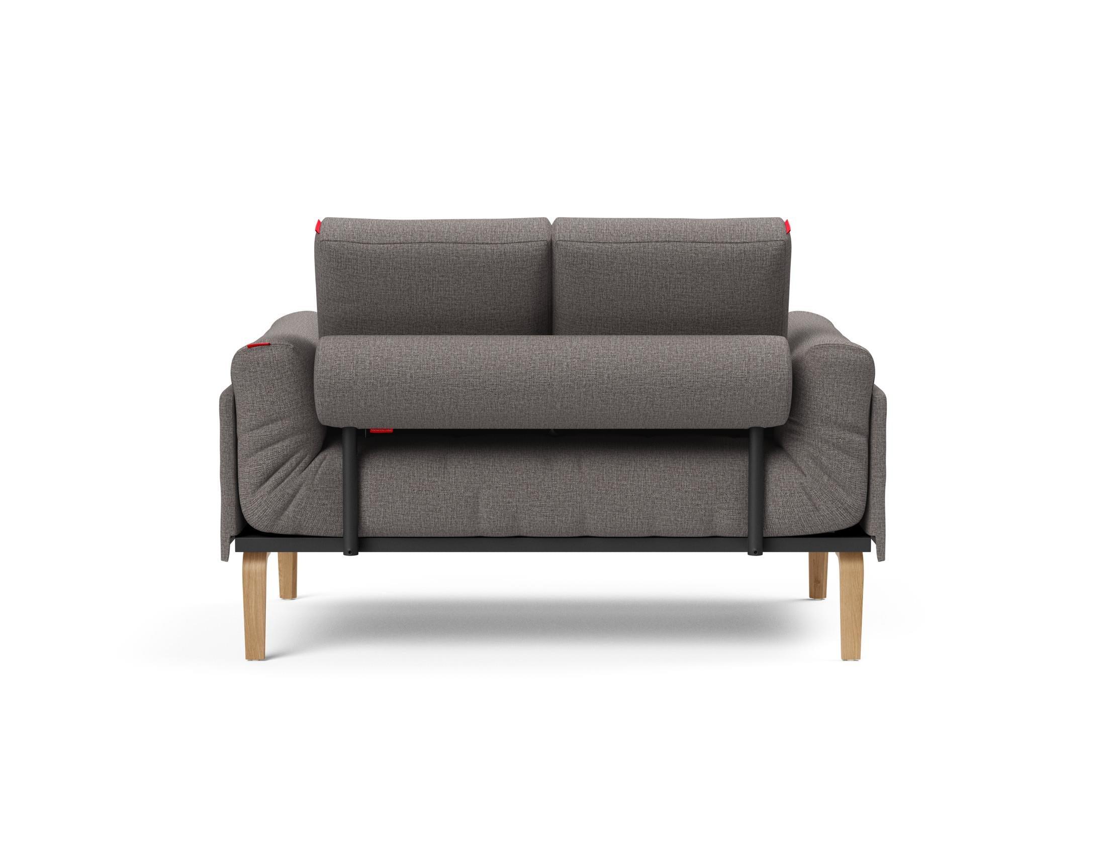 Entdecken Sie das Rollo Bow Klappsofa 80 von Innovation Living – ein flexibles Tagesbett, das modernes Design und höchsten Komfort für kleine Räume bietet.