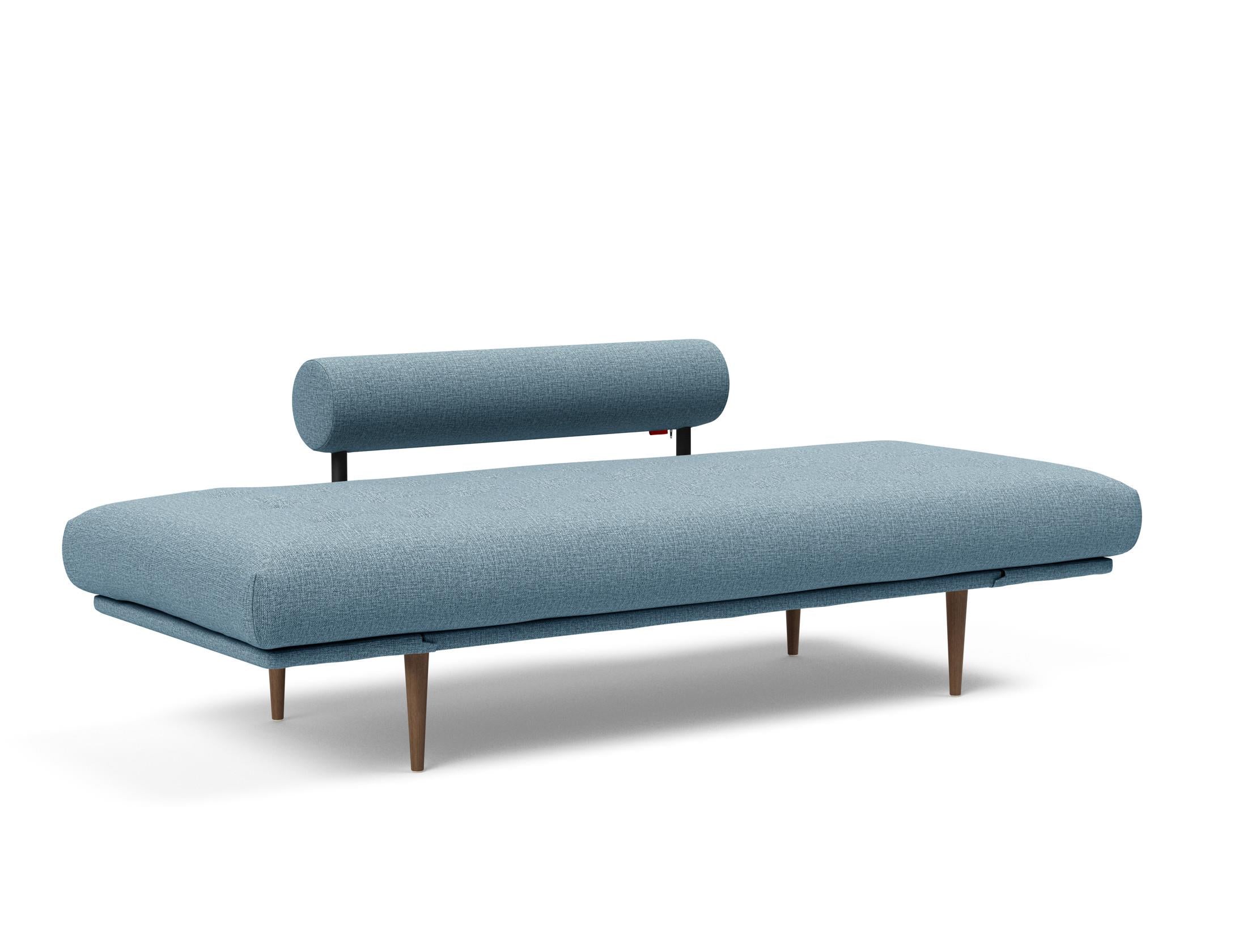 Entdecken Sie das Rollo Styletto Klappsofa 80 von Innovation Living – stilvolles Design trifft auf flexible Nutzung als Bettsofa.