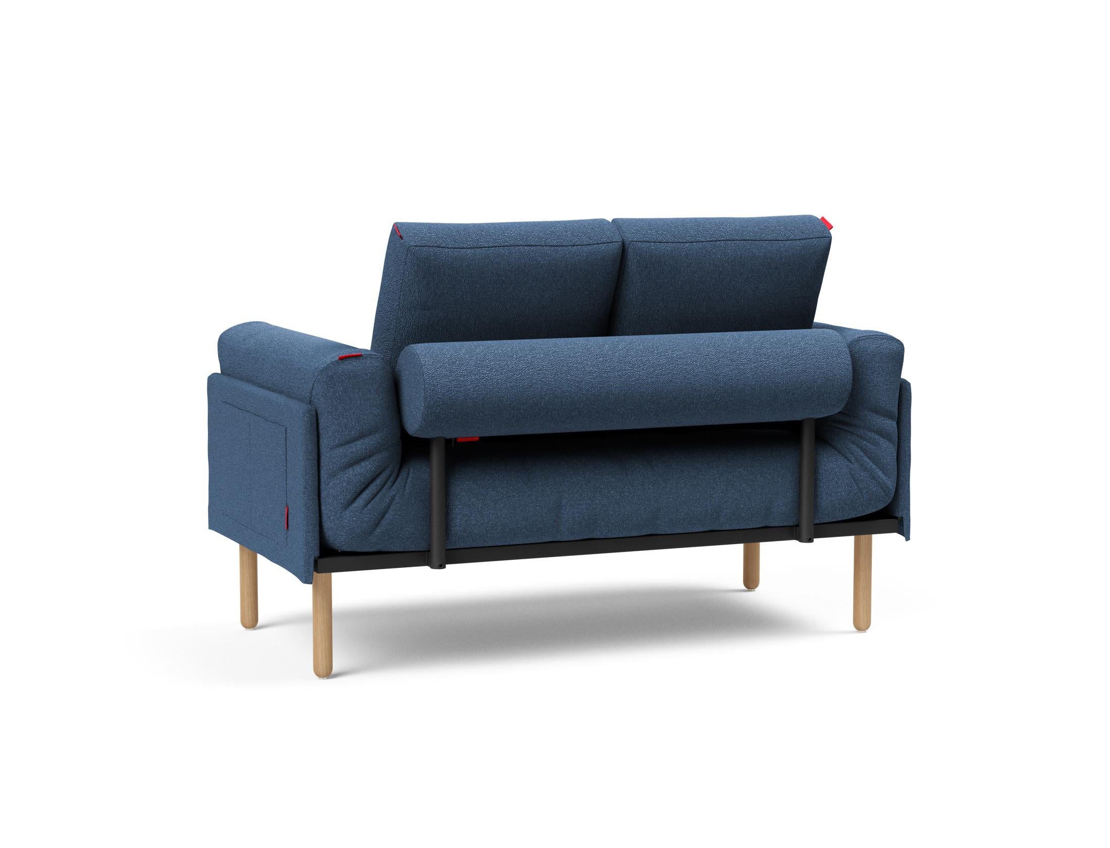 Erleben Sie das Rollo Stem Klappsofa 80 von Innovation Living – ein elegantes, flexibles Schlafsofa, das Komfort und Stil für kompakte Wohnräume vereint.