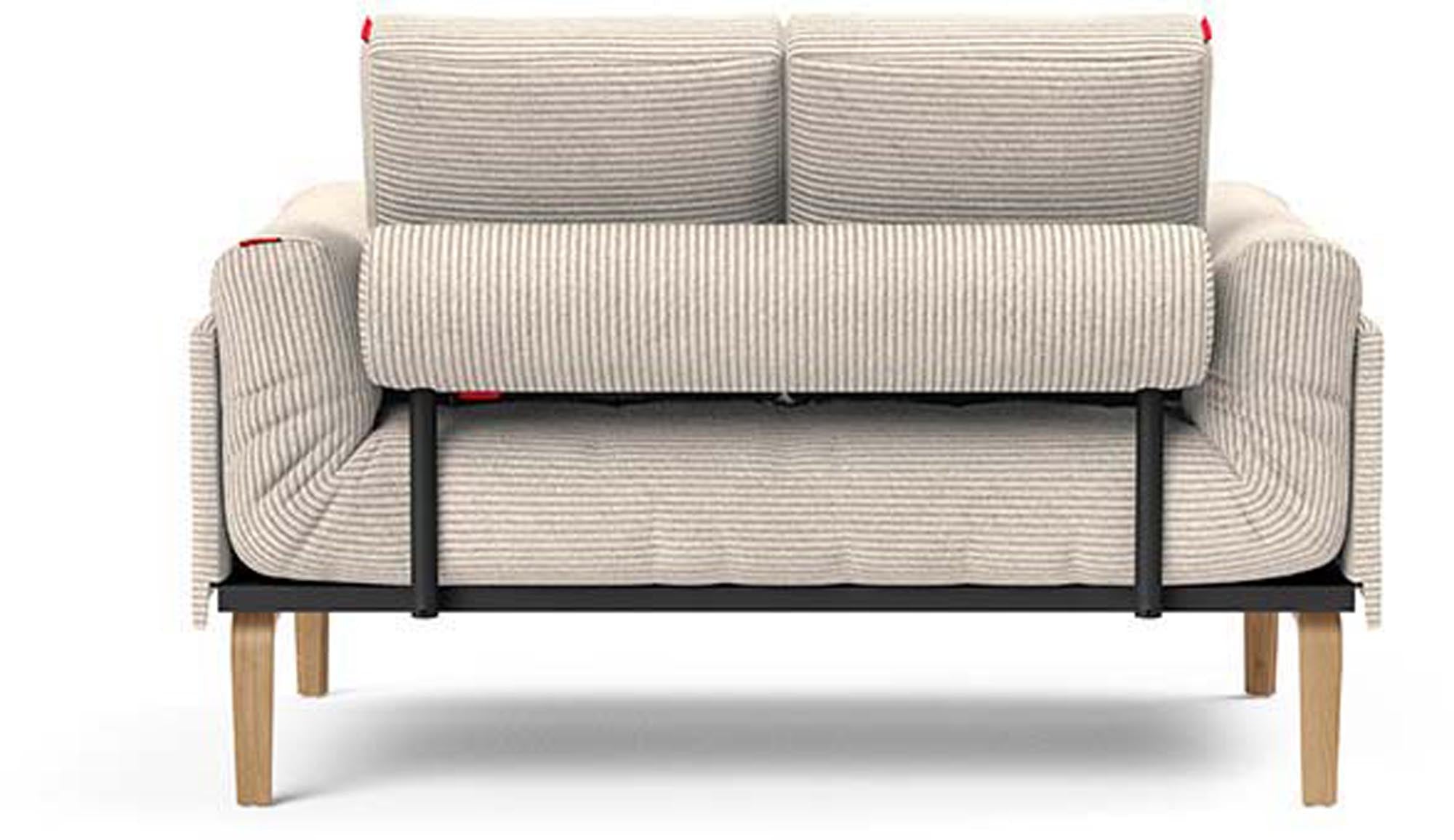 Entdecken Sie das Rollo Bow Klappsofa 80 Classic von Innovation Living – eine perfekte Kombination aus modernem Stil und praktischer Vielseitigkeit für Ihr Zuhause.
