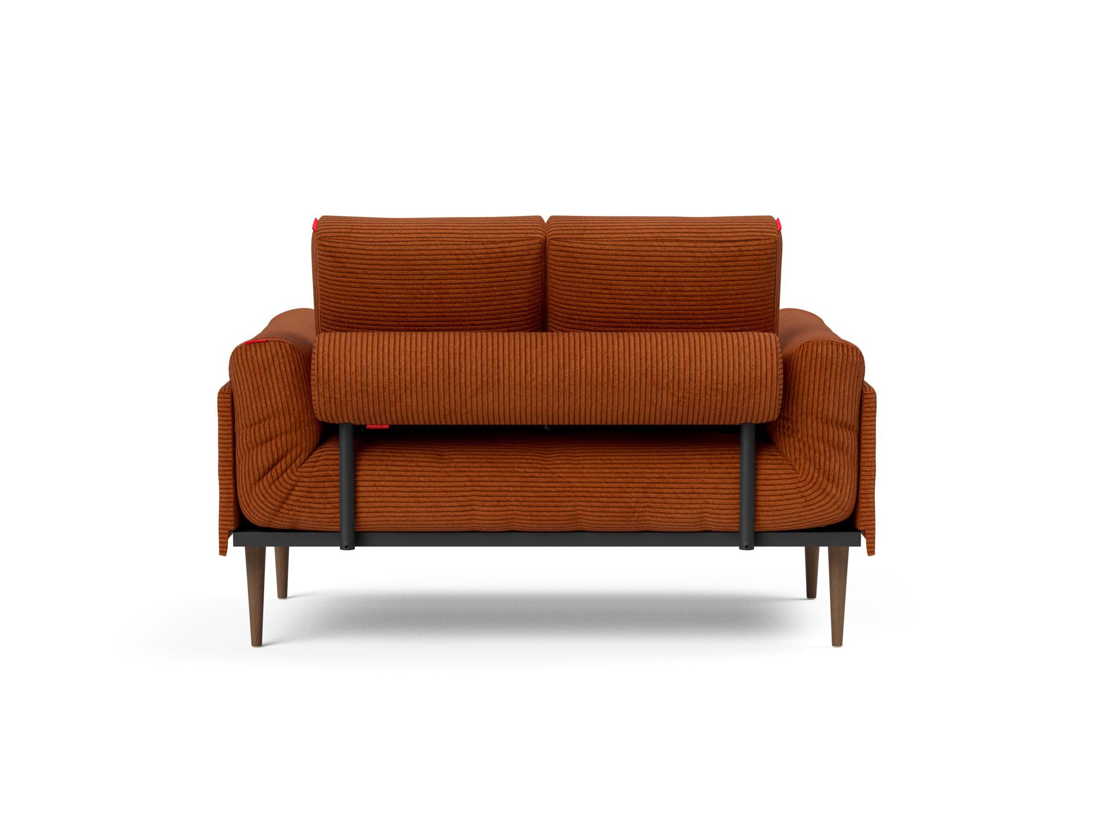 Entdecken Sie das Rollo Styletto Klappsofa 80 – ein elegantes, multifunktionales Sofa, das perfekten Komfort für kleine Wohnräume bietet.