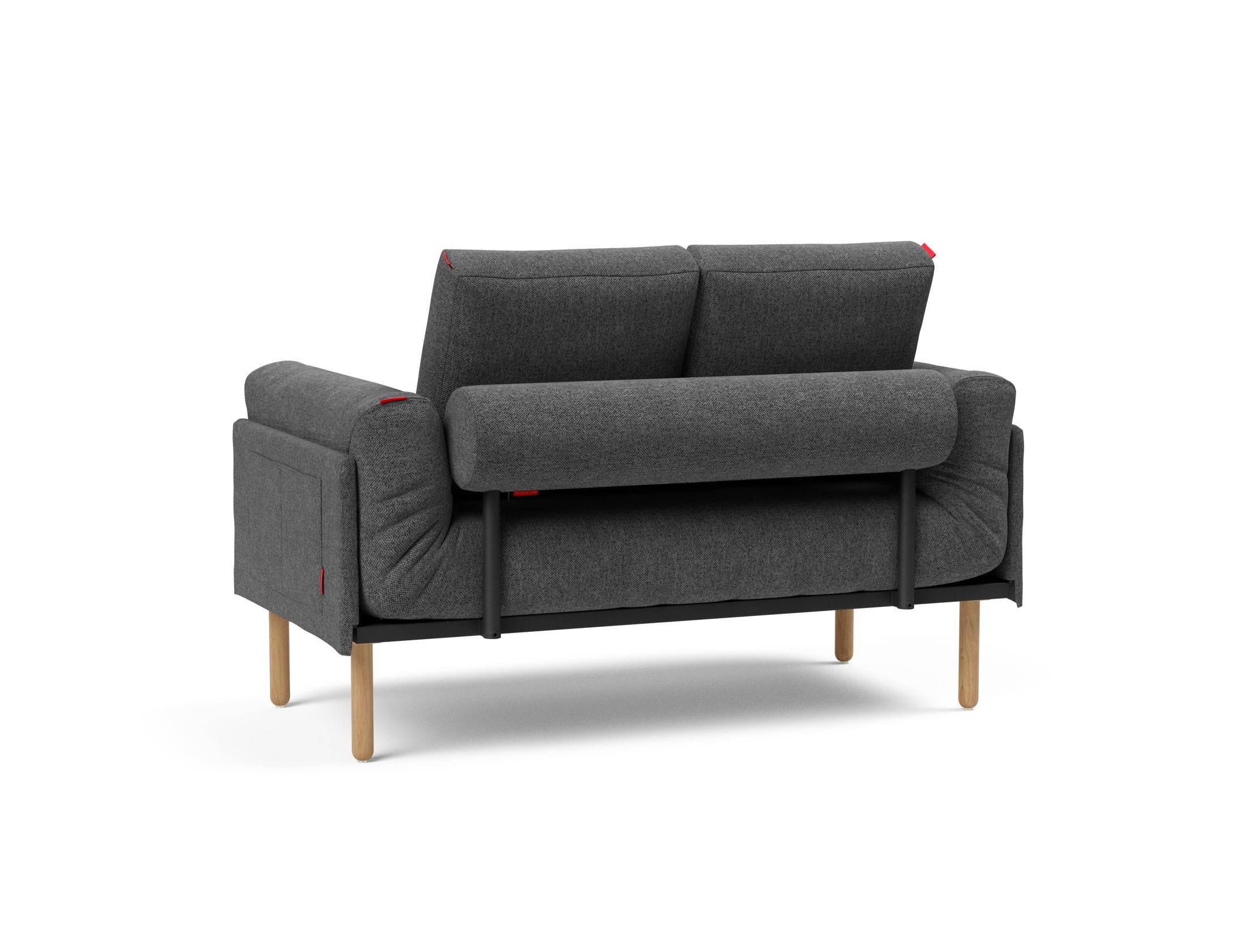 Entdecken Sie das Rollo Stem Klappsofa 80 – ein stilvolles, anpassbares Tagesbett, das Komfort und Funktionalität für Ihr Zuhause vereint.