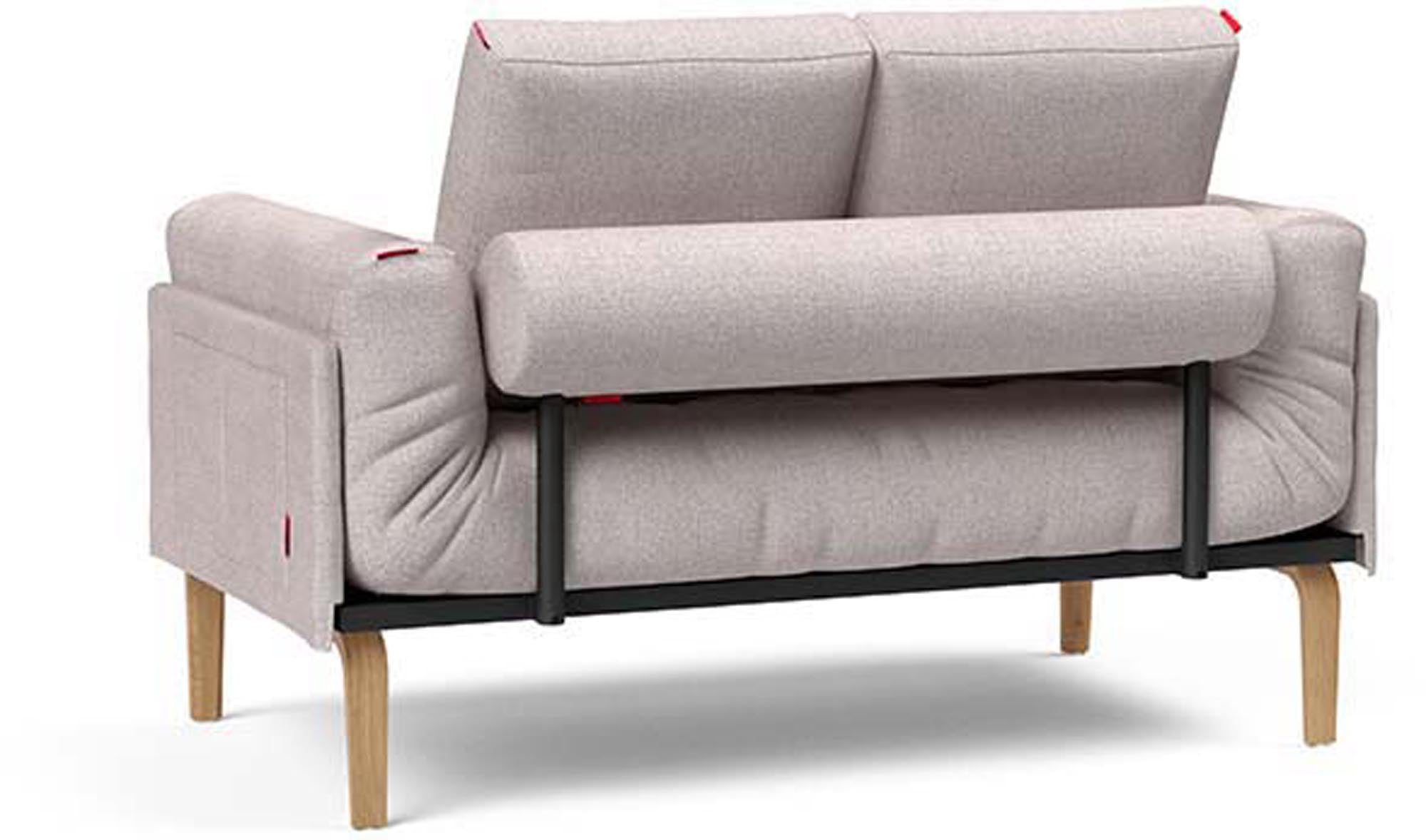 Erleben Sie das Rollo Bow Klappsofa 80 Spring – ein flexibles Tagesbett, das Stil und Funktionalität für kleine Räume vereint.
