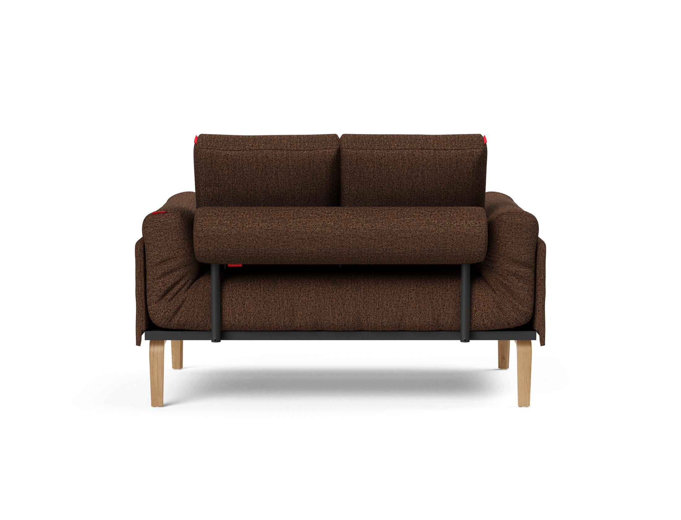 Entdecken Sie das Rollo Bow Klappsofa 80 von Innovation Living – ein elegantes, flexibles Tagesbett, das modernen Wohnkomfort auf kleinem Raum bietet.