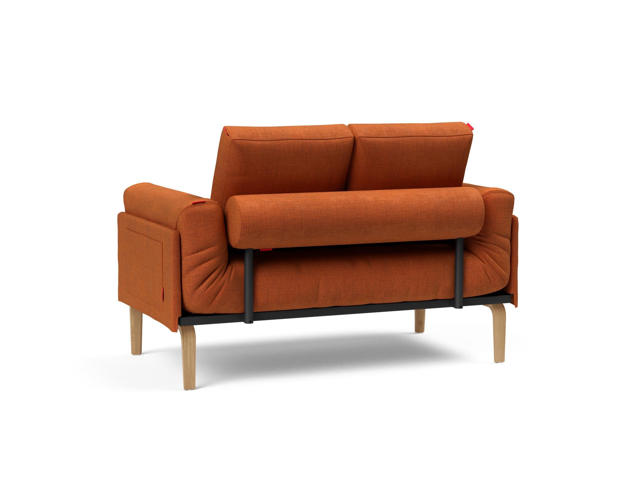 Erleben Sie das Rollo Bow Klappsofa 80 von Innovation Living – ein stilvolles, anpassbares Möbelstück, das Komfort und Funktionalität für kleine Räume vereint.