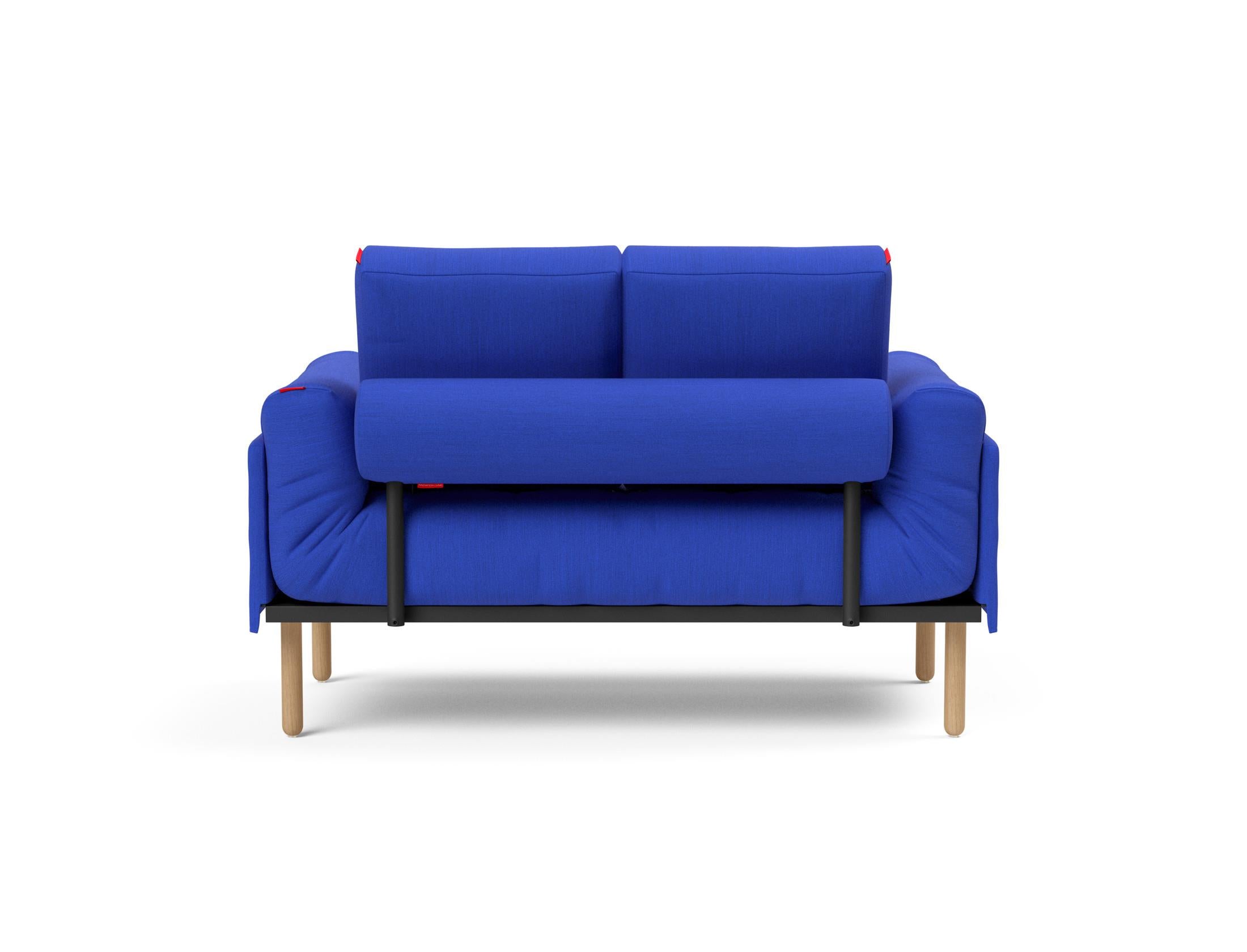Erleben Sie das Rollo Stem Klappsofa 80 von Innovation Living – ein stilvolles, funktionales Tagesbett, das Komfort und Anpassungsfähigkeit vereint.