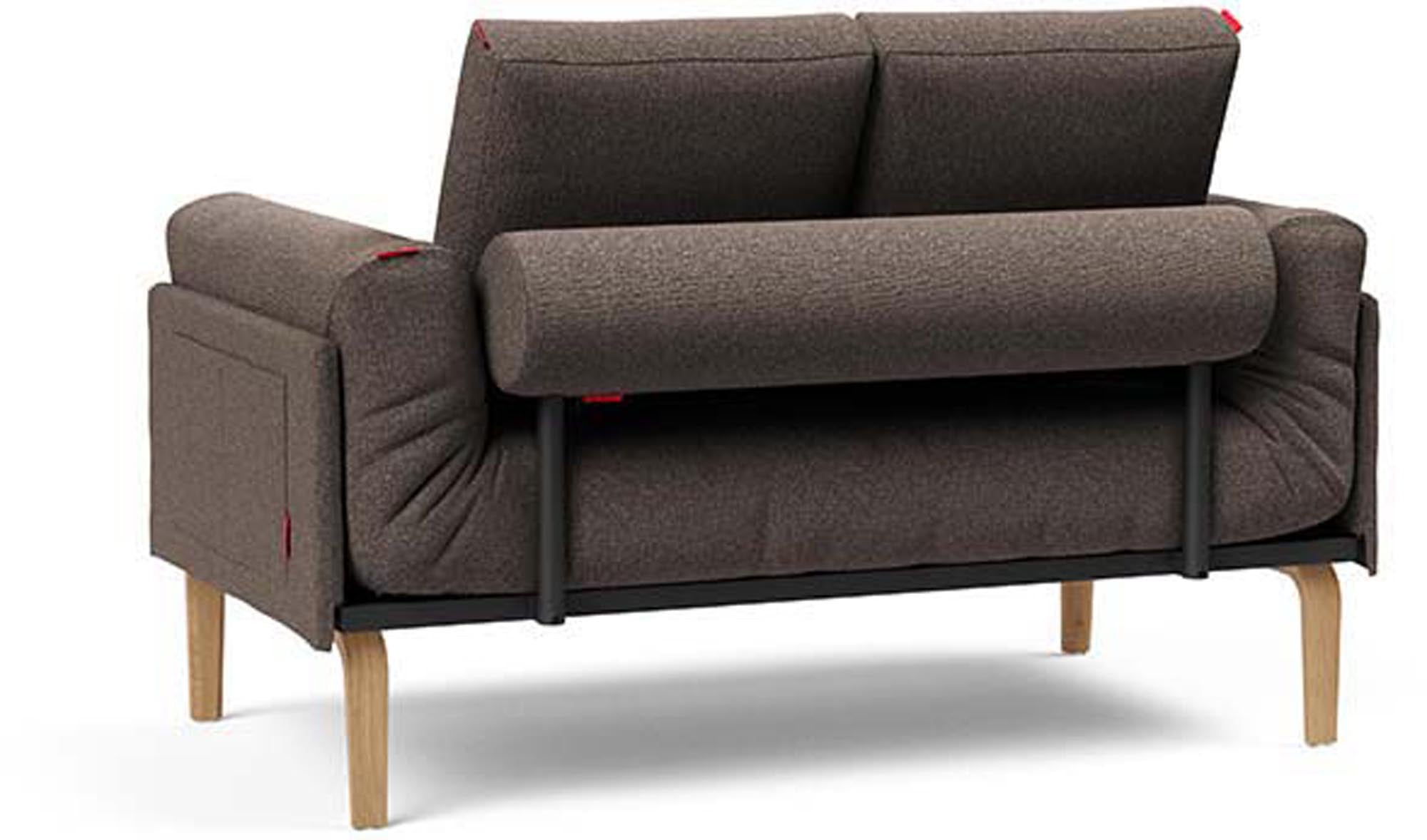 Erleben Sie das Rollo Bow Klappsofa 80 Spring – ein flexibles Tagesbett, das Stil und Komfort für kleine Räume vereint.