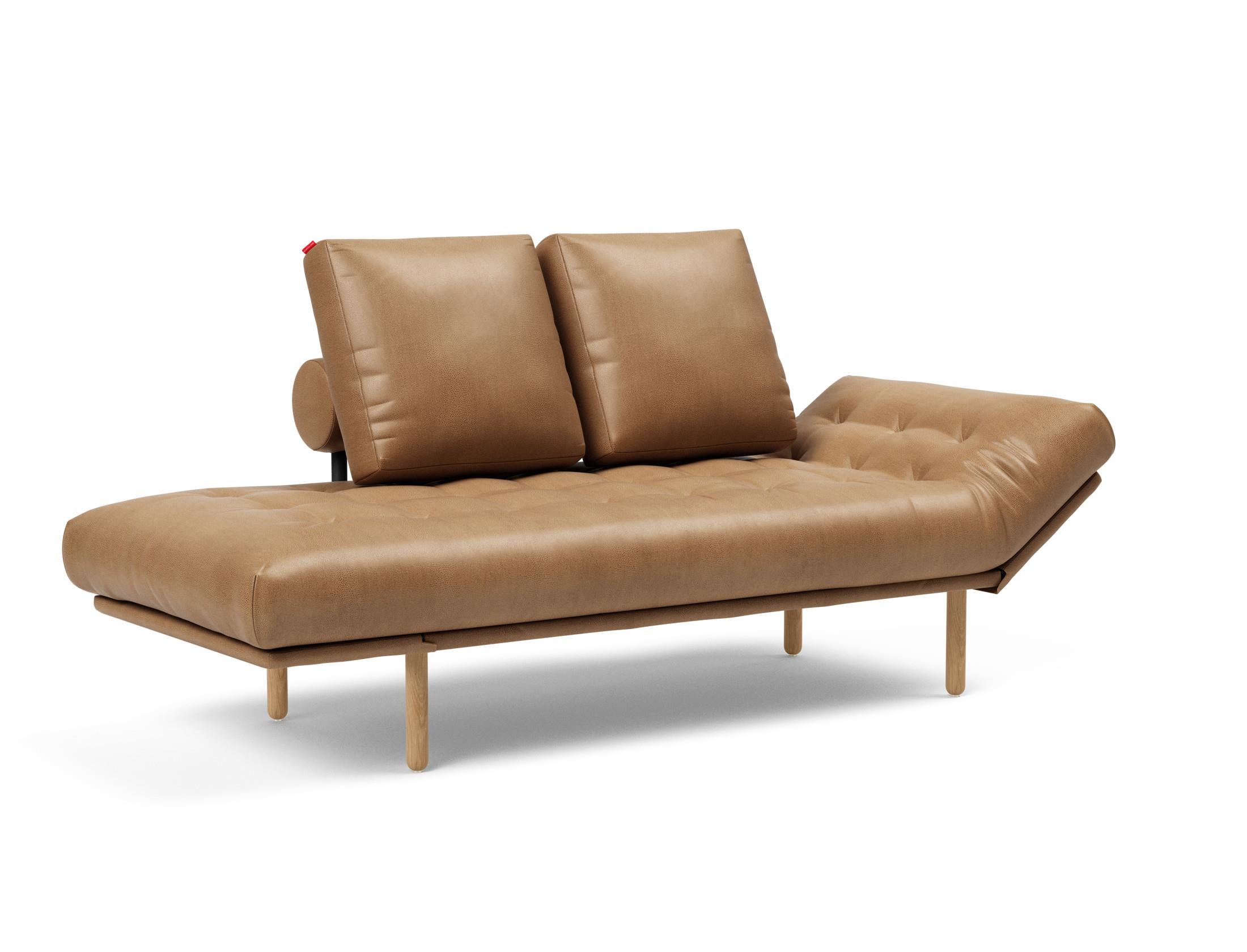 Entdecken Sie das Rollo Stem Klappsofa 80 von Innovation Living – ein elegantes Tagesbett, das durch seine Vielseitigkeit und hochwertigen Materialien besticht.