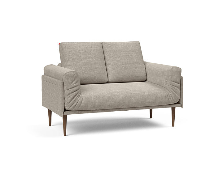 Erleben Sie das Rollo Styletto Klappsofa 80 – ein elegantes, flexibles Möbelstück, ideal für kompakte Wohnräume und maximalen Komfort.
