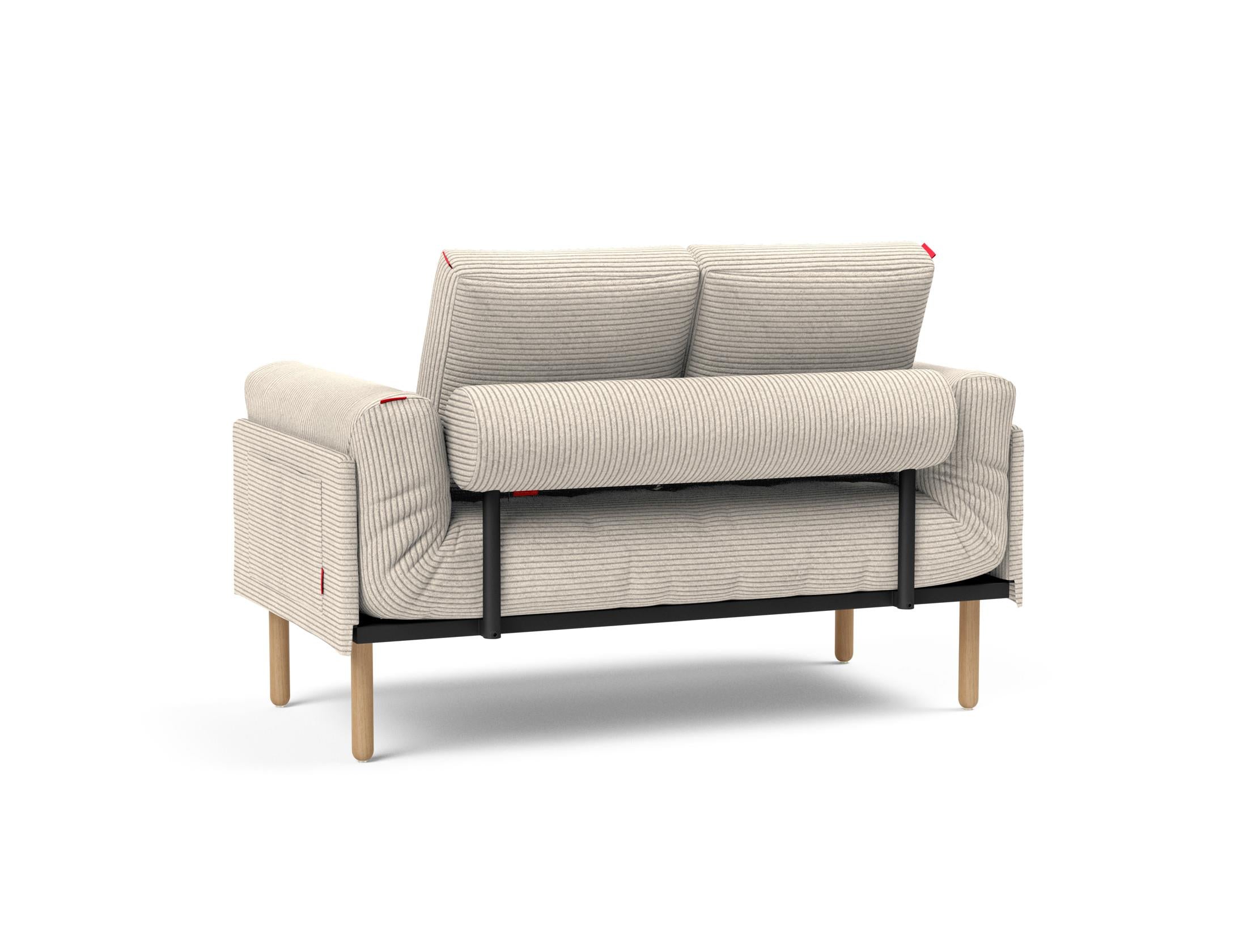 Entdecken Sie das Rollo Stem Klappsofa 80 von Innovation Living – ein elegantes Tagesbett, das durch seine Vielseitigkeit und hochwertigen Materialien besticht.