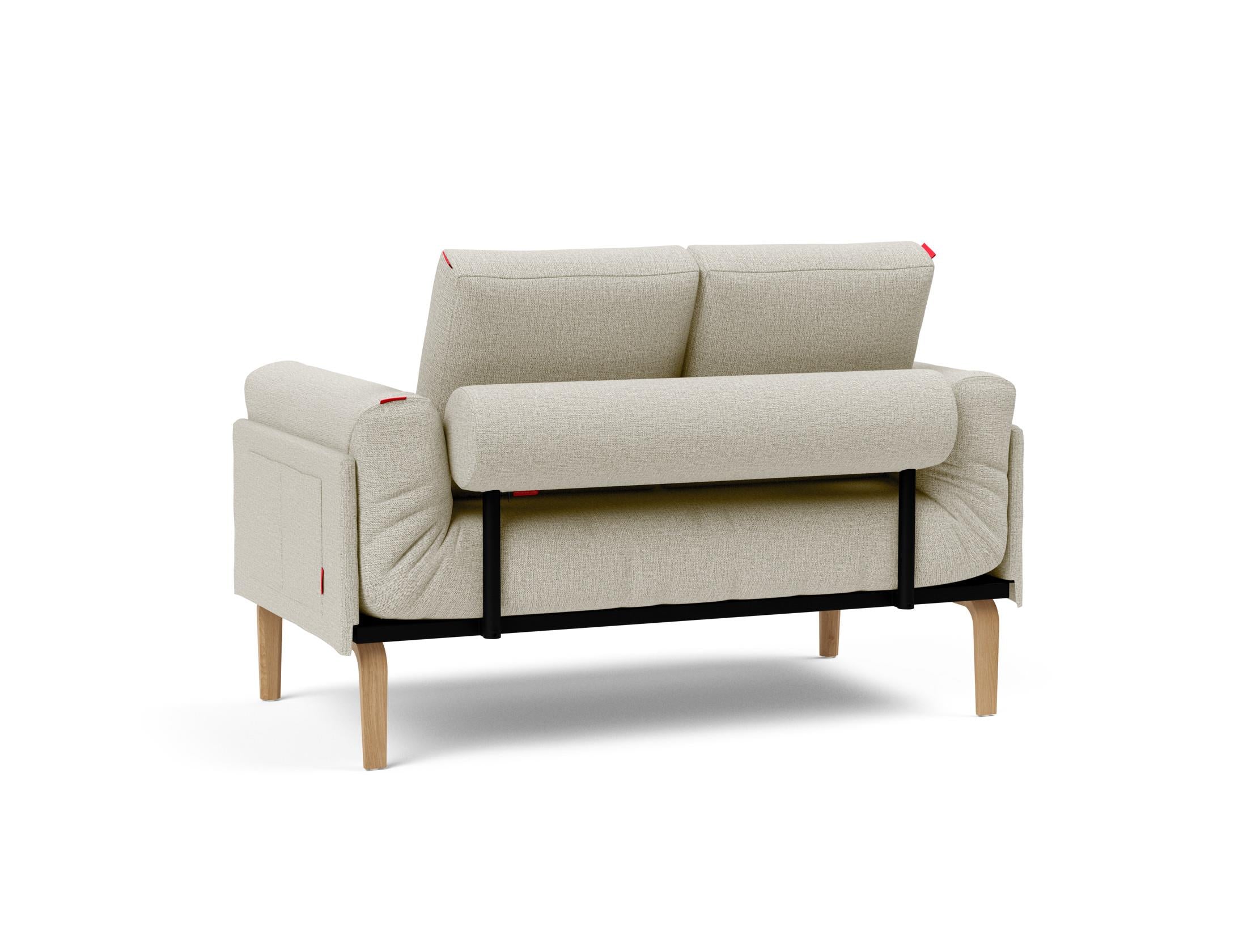 Entdecken Sie das Rollo Bow Klappsofa 80 von Innovation Living – ein elegantes, flexibles Sofa für kompaktes Wohnen, ideal als Tages- oder Gästebett.