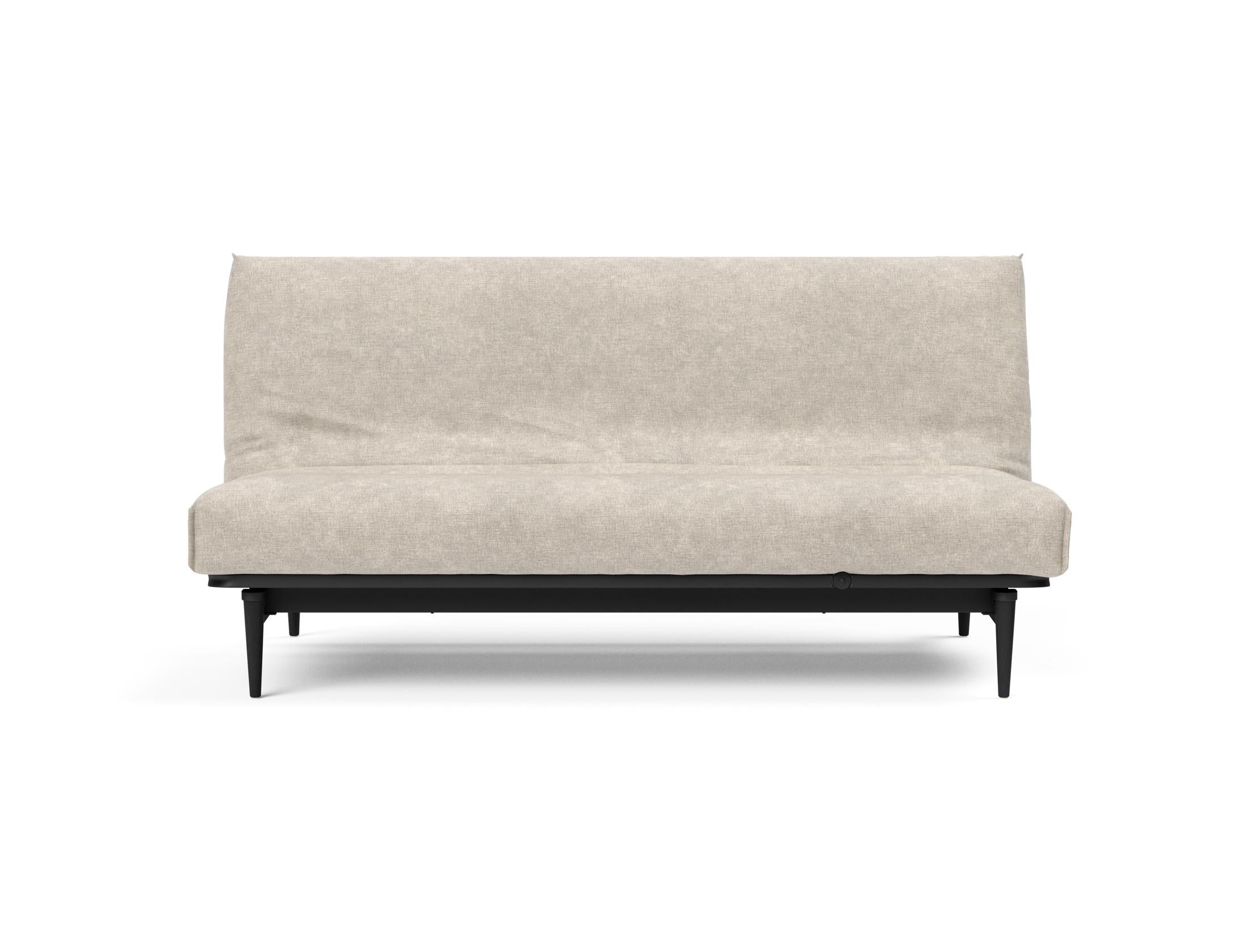 Entdecken Sie das Colpus Bettsofa 140 Nordic Cover in Eiche schwarz – modernes Design, hochwertige Materialien und flexible Schlaflösungen für Ihr Zuhause.