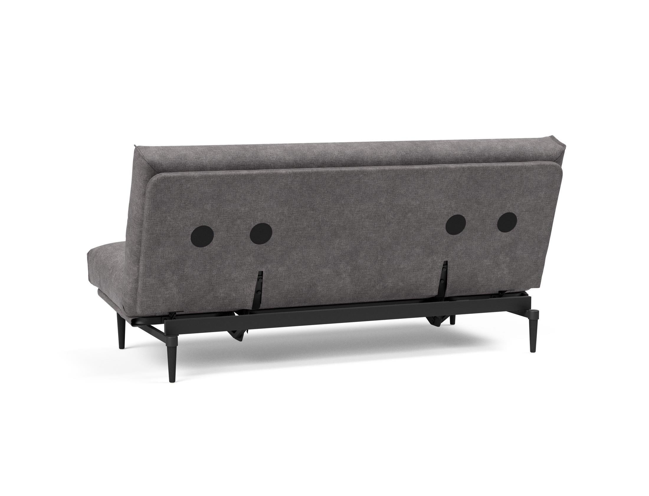 Erleben Sie das Colpus Bettsofa 140 Nordic Cover in elegantem Eiche schwarz. Multifunktional, mit Soft Spring Matratze für höchsten Schlafkomfort.