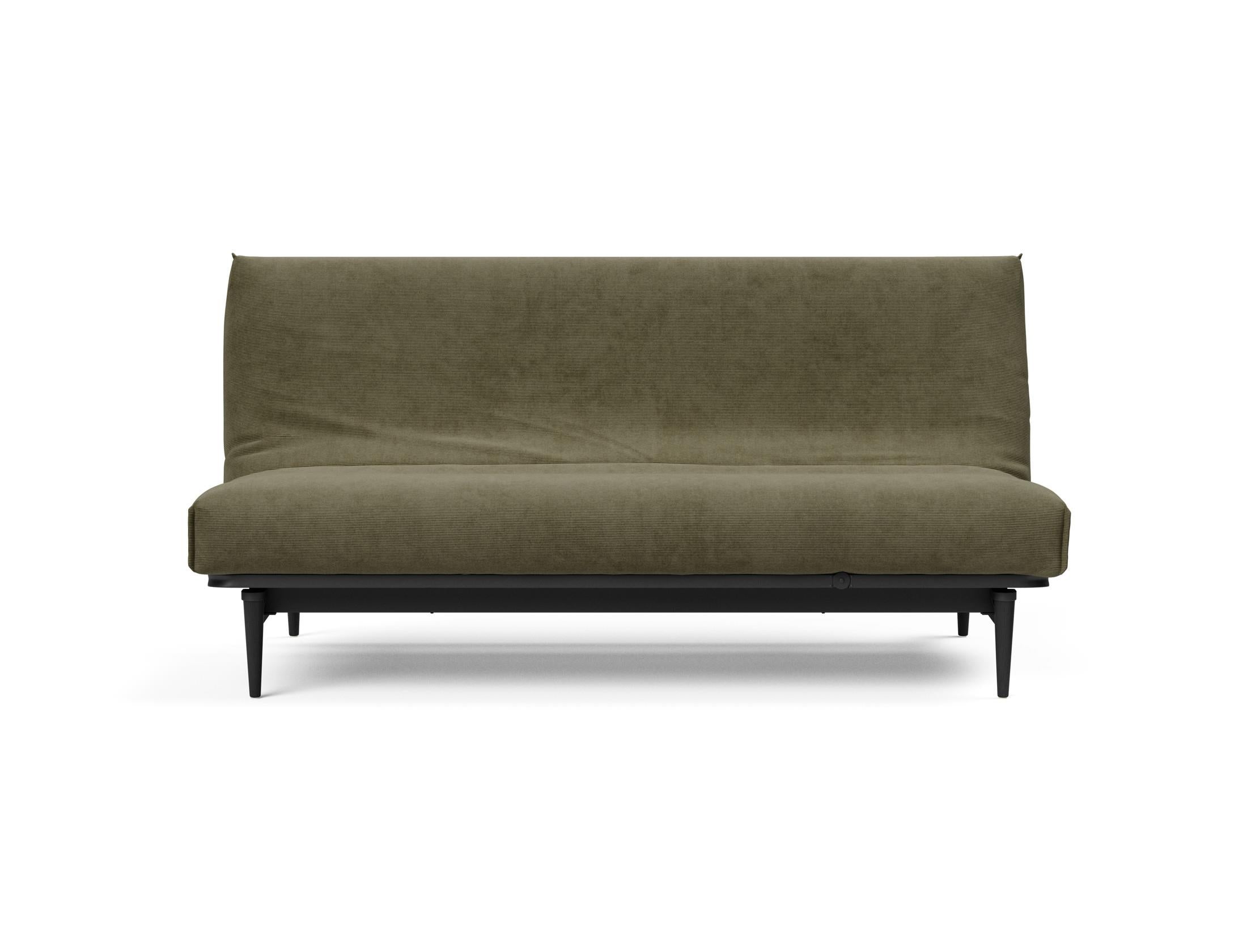 Erleben Sie das stilvolle Colpus Bettsofa 140 in Eiche schwarz mit Nordic Cover – perfekt für zeitgemässe Einrichtung und vielseitige Schlafmöglichkeiten.