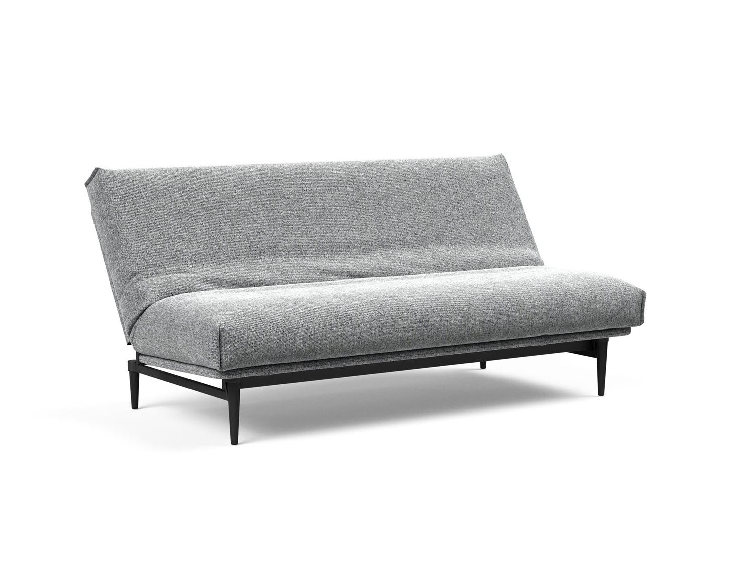 Entdecken Sie das Colpus Bettsofa 140 Nordic Cover in stilvollem Eiche schwarz. Ideal für kompaktes Wohnen, bietet es Komfort und Funktionalität.