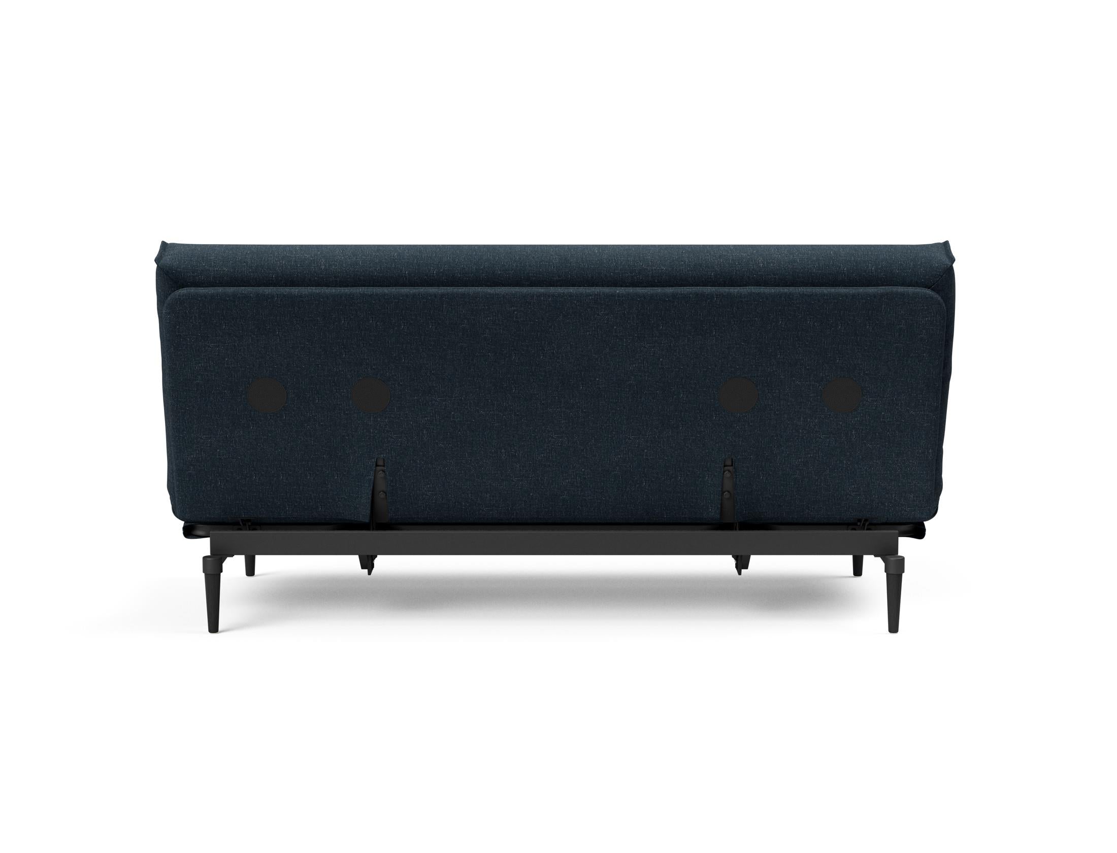 Entdecken Sie das Colpus Bettsofa 140 Nordic Cover in stilvollem Eiche schwarz. Ideal für kompaktes Wohnen, bietet es Komfort und Funktionalität.