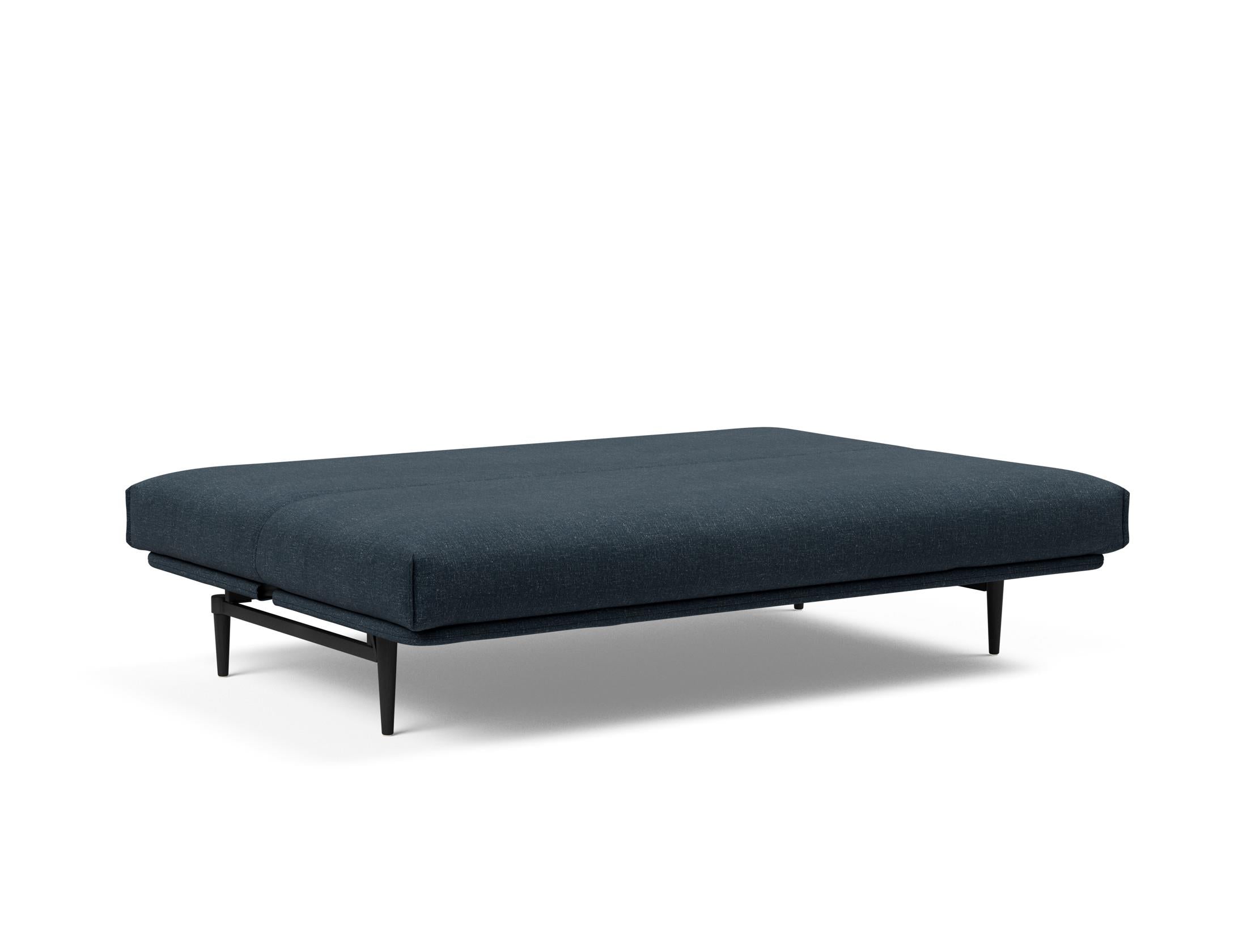 Entdecken Sie das Colpus Bettsofa 140 Nordic Cover in stilvollem Eiche schwarz. Ideal für kompaktes Wohnen, bietet es Komfort und Funktionalität.