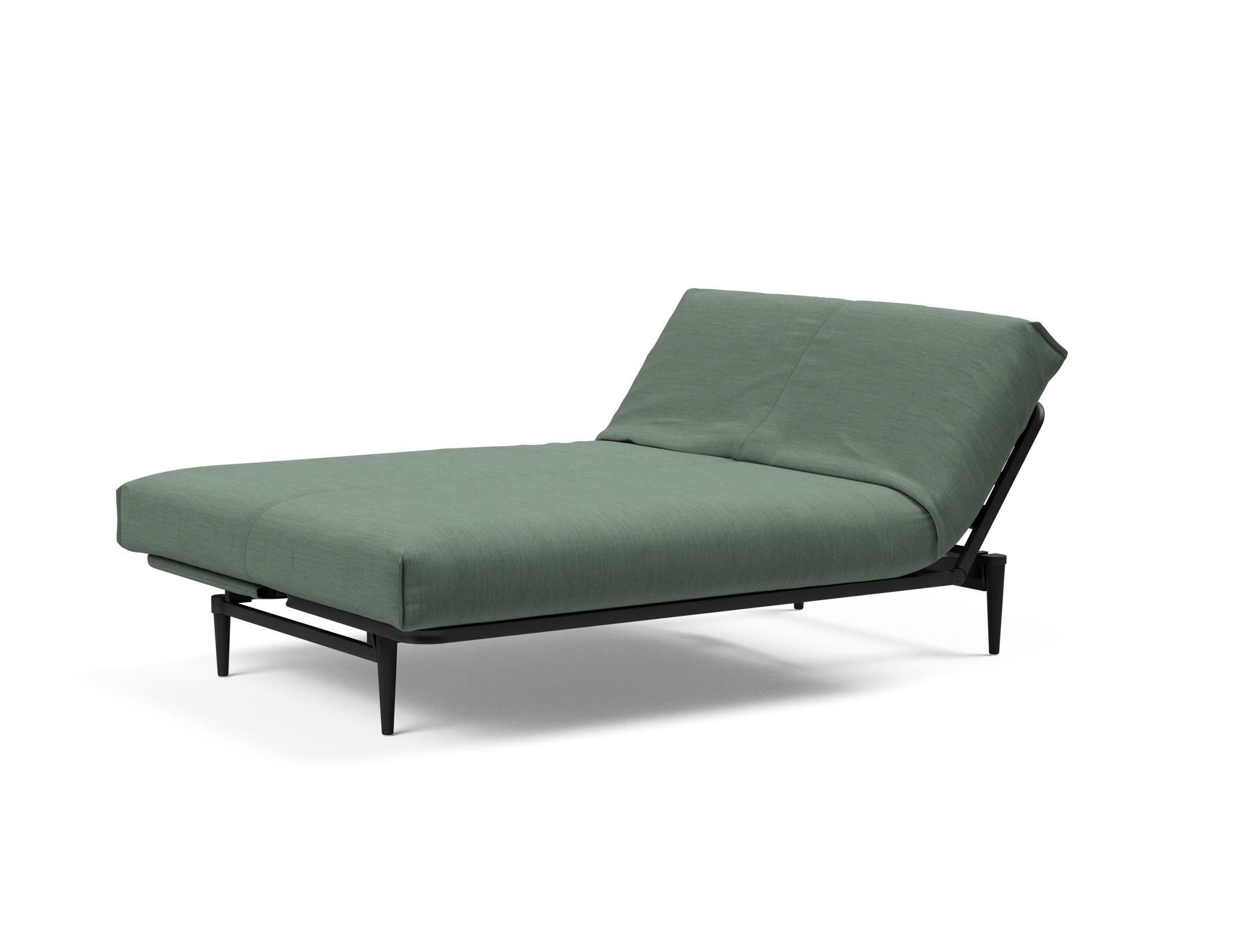 Entdecken Sie das Colpus Bettsofa 140 Nordic Cover in Eiche schwarz – ein elegantes, funktionales Möbelstück für jeden Raum.