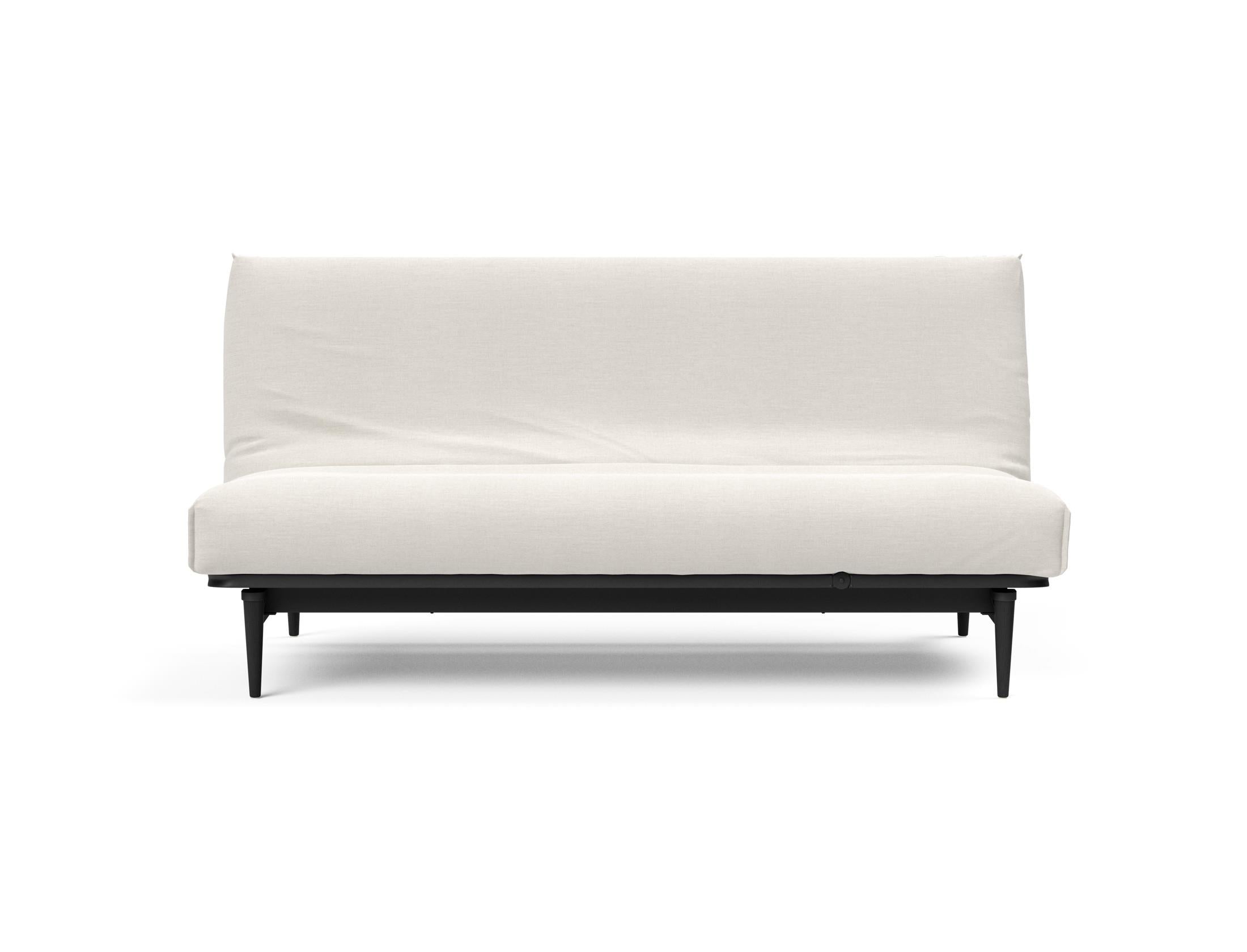 Modernes Bettsofa Colpus 140 in eleganter schwarzer Eiche, ausgestattet mit Nordic Cover für stilvolle Wohnräume und entspannte Nächte.