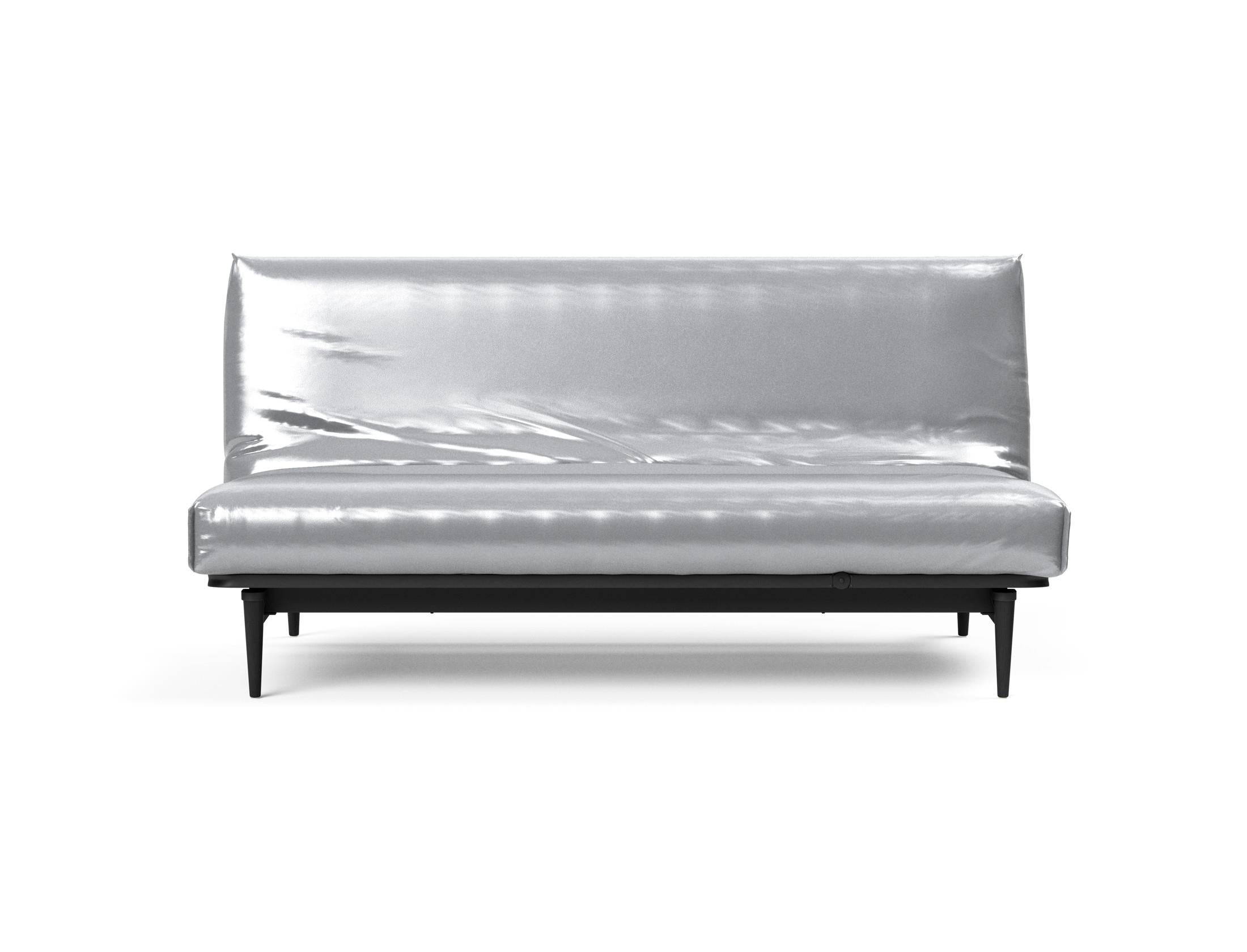 Elegantes Bettsofa Colpus in schwarzer Eiche mit Nordic Cover, perfekt für stilvolle Wohnräume und entspannte Nächte.