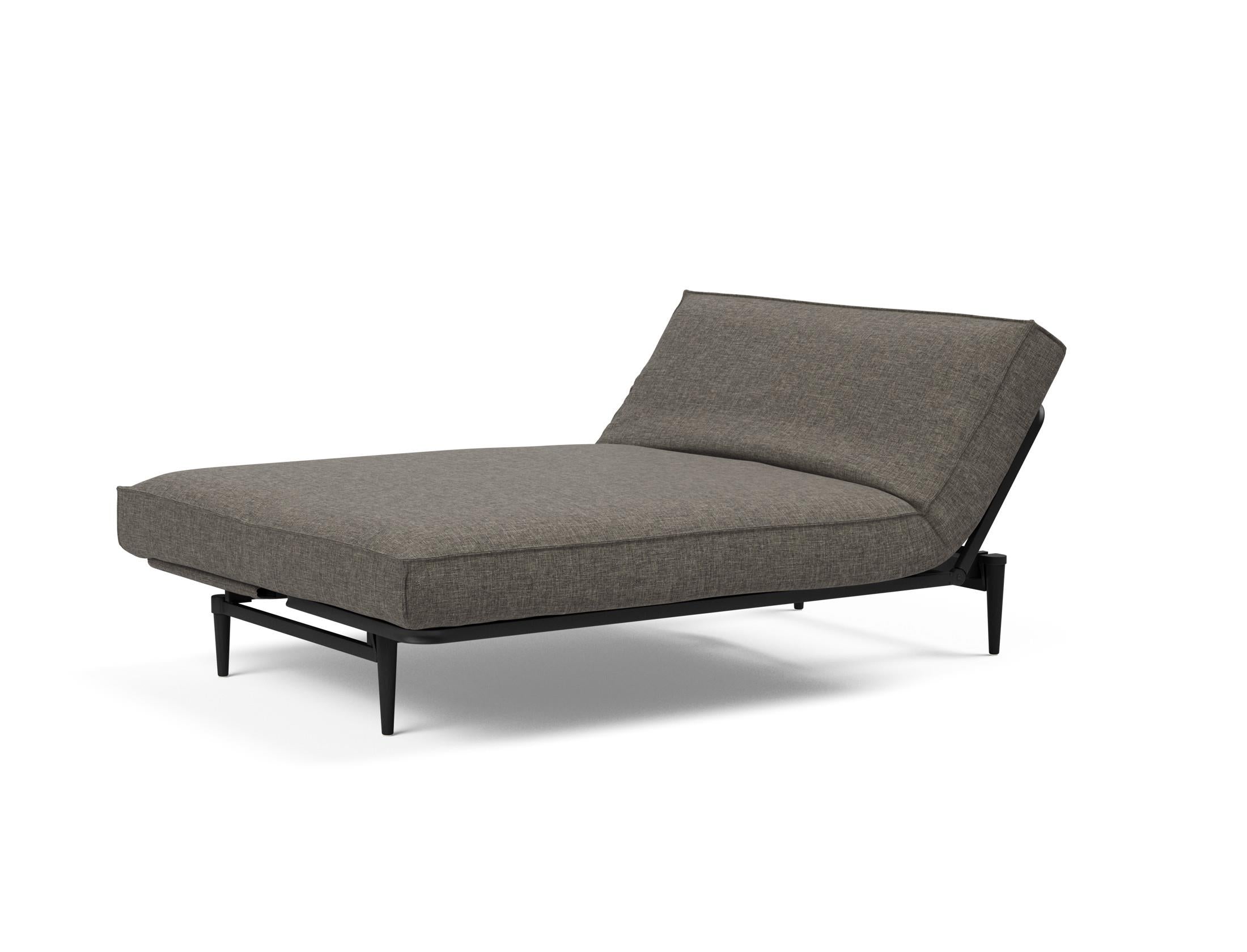 Erleben Sie das Colpus Bettsofa 140 Sharp Plus Cover in elegantem Eiche schwarz – die perfekte Kombination aus modernem Design und höchstem Schlafkomfort.