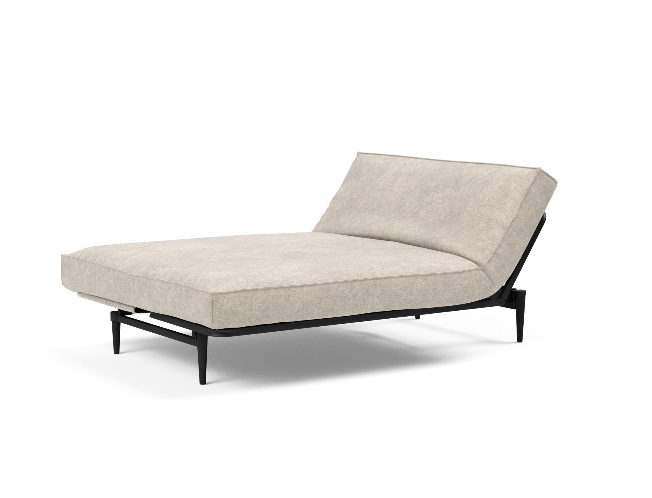 Entdecken Sie das Colpus Bettsofa 140 Sharp Plus Cover in elegantem Eiche schwarz – stilvolles Design trifft auf höchsten Schlafkomfort und Funktionalität.