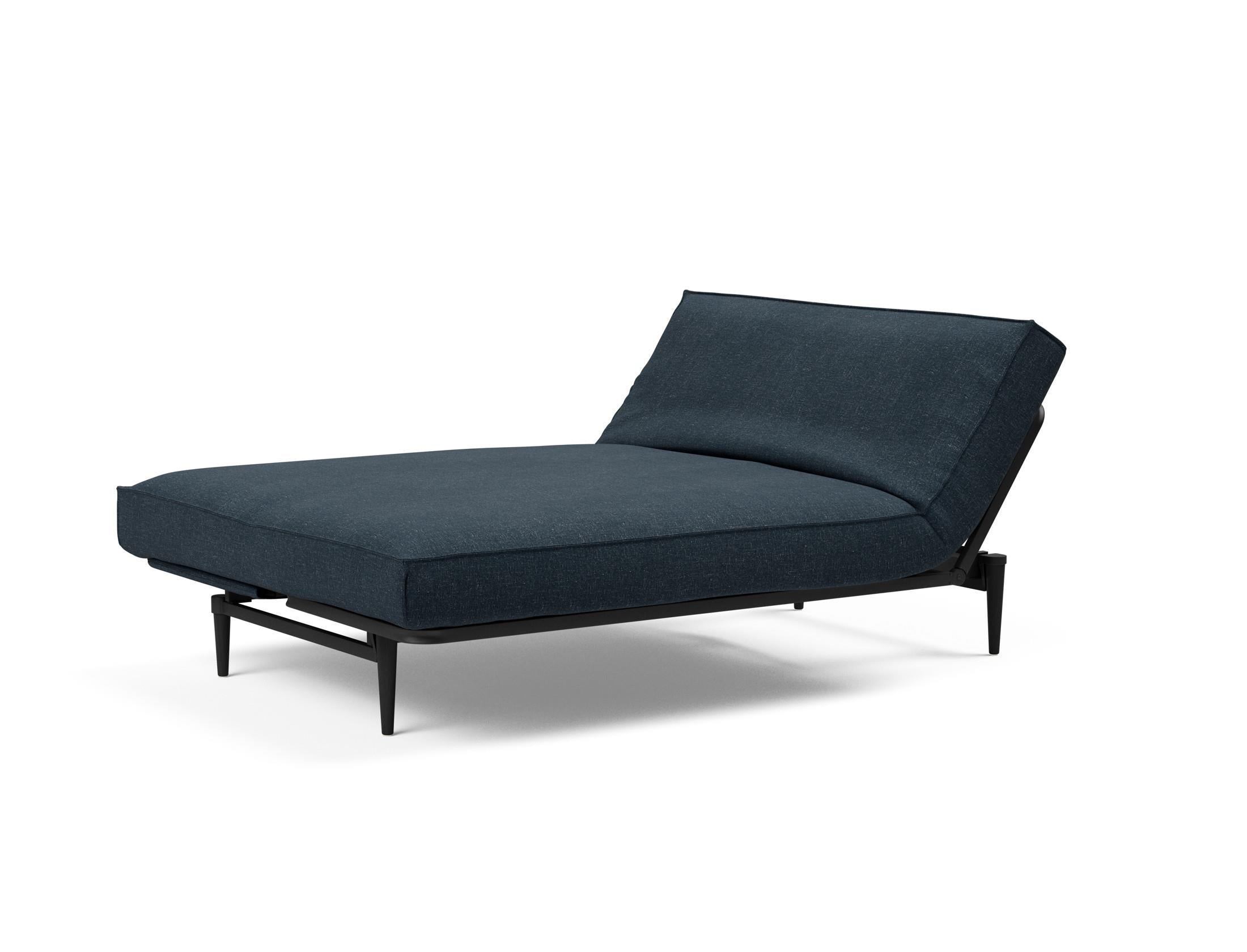 Entdecken Sie das Colpus Bettsofa 140 Sharp Plus Cover in elegantem Eiche schwarz – stilvolles Design trifft auf höchsten Schlafkomfort und Funktionalität.