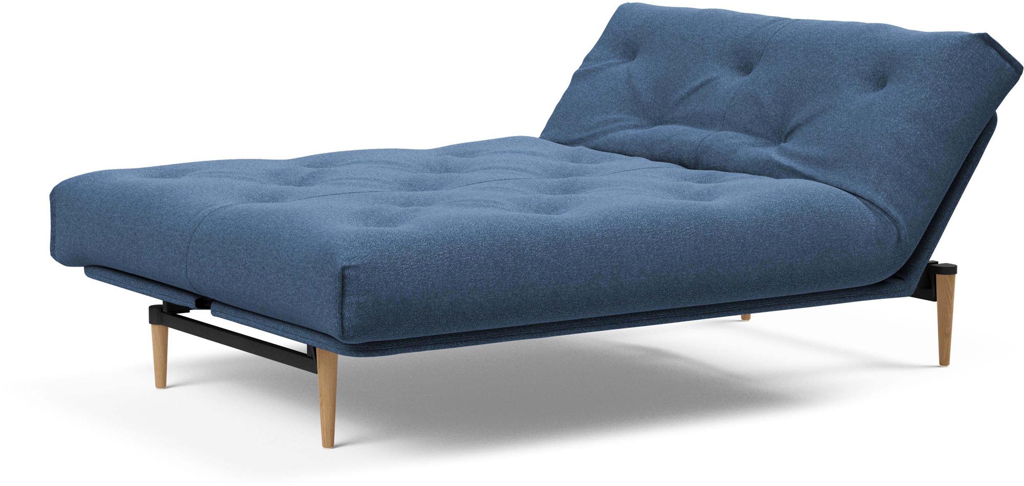Erleben Sie das stilvolle Colpus Bettsofa 140 Nordic Classic von Innovation Living – ideal für zeitgemässe Räume und vielseitige Schlafmöglichkeiten.