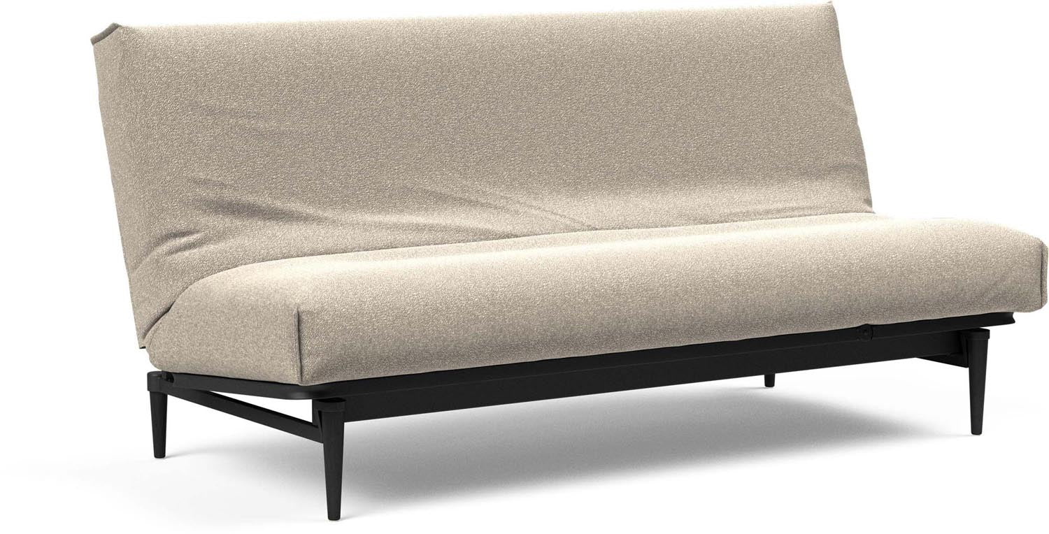 Entdecken Sie das stilvolle Colpus Bettsofa 140 in Nordic Cover und schwarzer Eiche von Innovation Living – ideal für zeitgemässe Wohnkonzepte und vielseitige Einsätze.