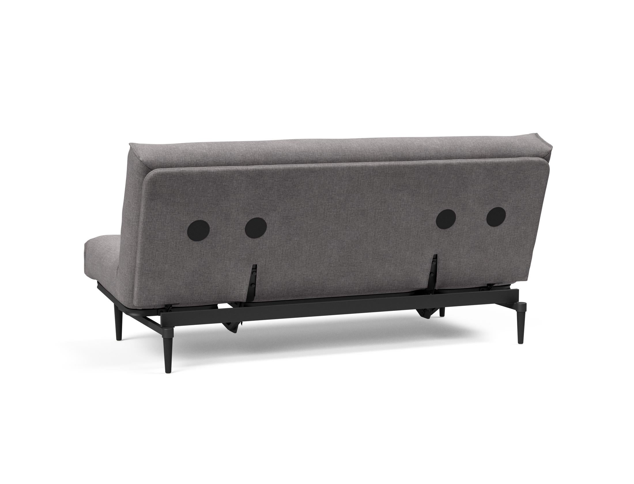 Erleben Sie das Colpus Bettsofa 140 in Nordic Eiche schwarz von Innovation Living – stilvolles Design trifft auf vielseitige Funktionalität und Komfort.