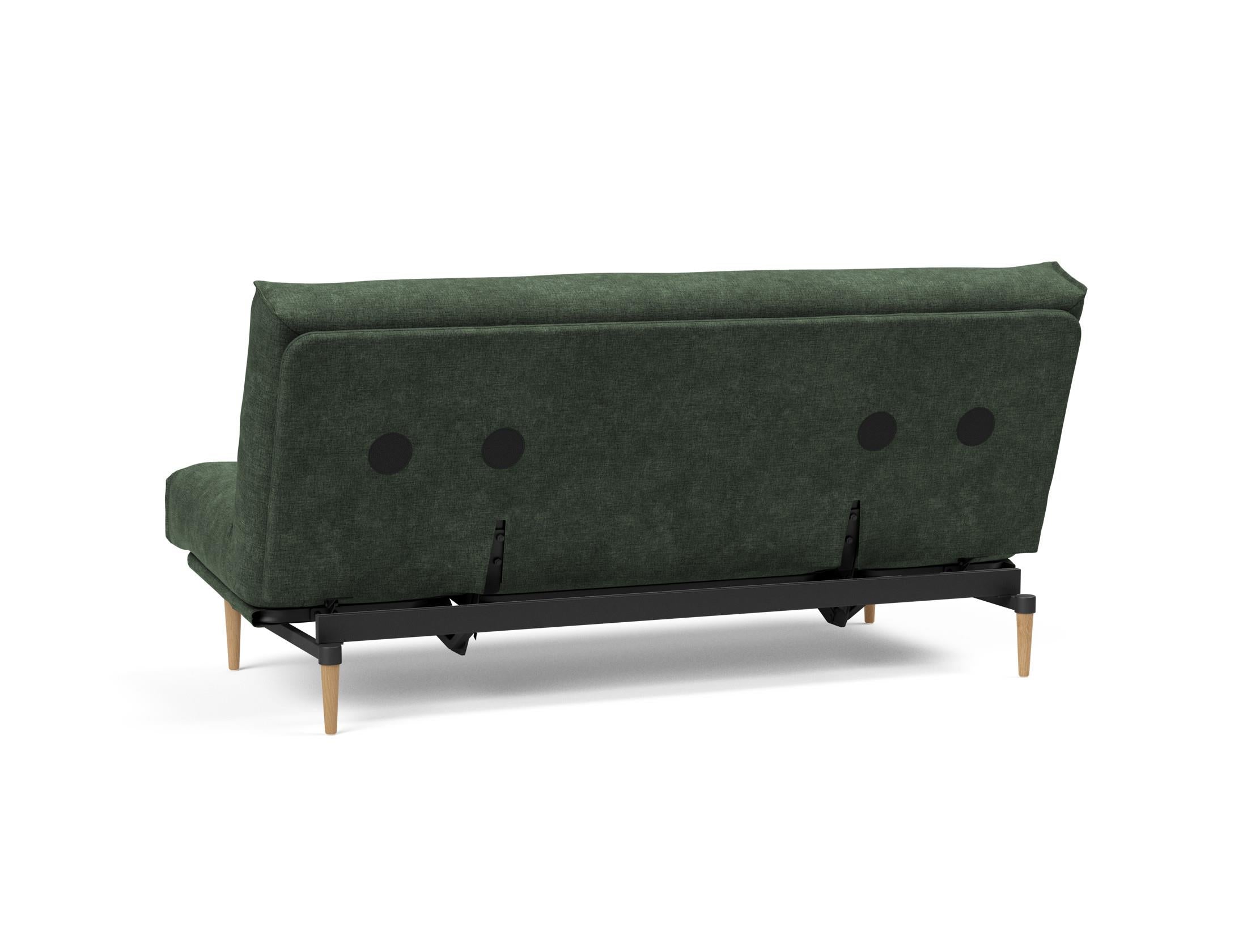 Entdecken Sie das Colpus Bettsofa 140 Nordic: Elegantes Design, weiche Federkernmatratze und abnehmbarer Bezug für optimalen Komfort und Langlebigkeit.
