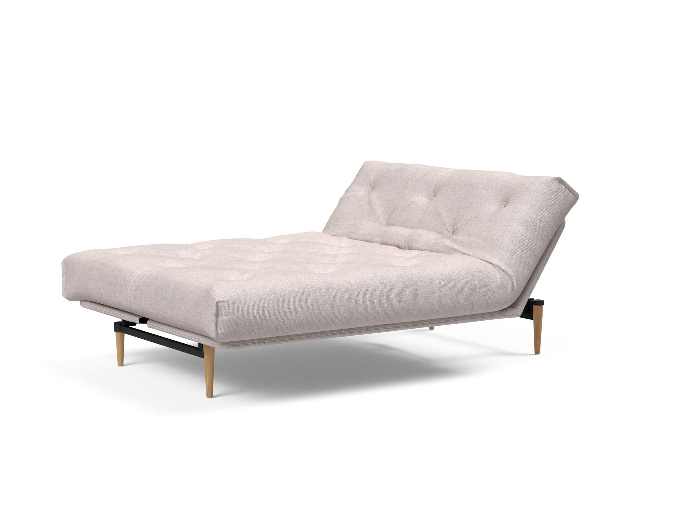 Entdecken Sie das Colpus Bettsofa 140 Nordic: Elegantes Design, weiche Federkernmatratze und abnehmbarer Bezug für optimalen Komfort und Langlebigkeit.