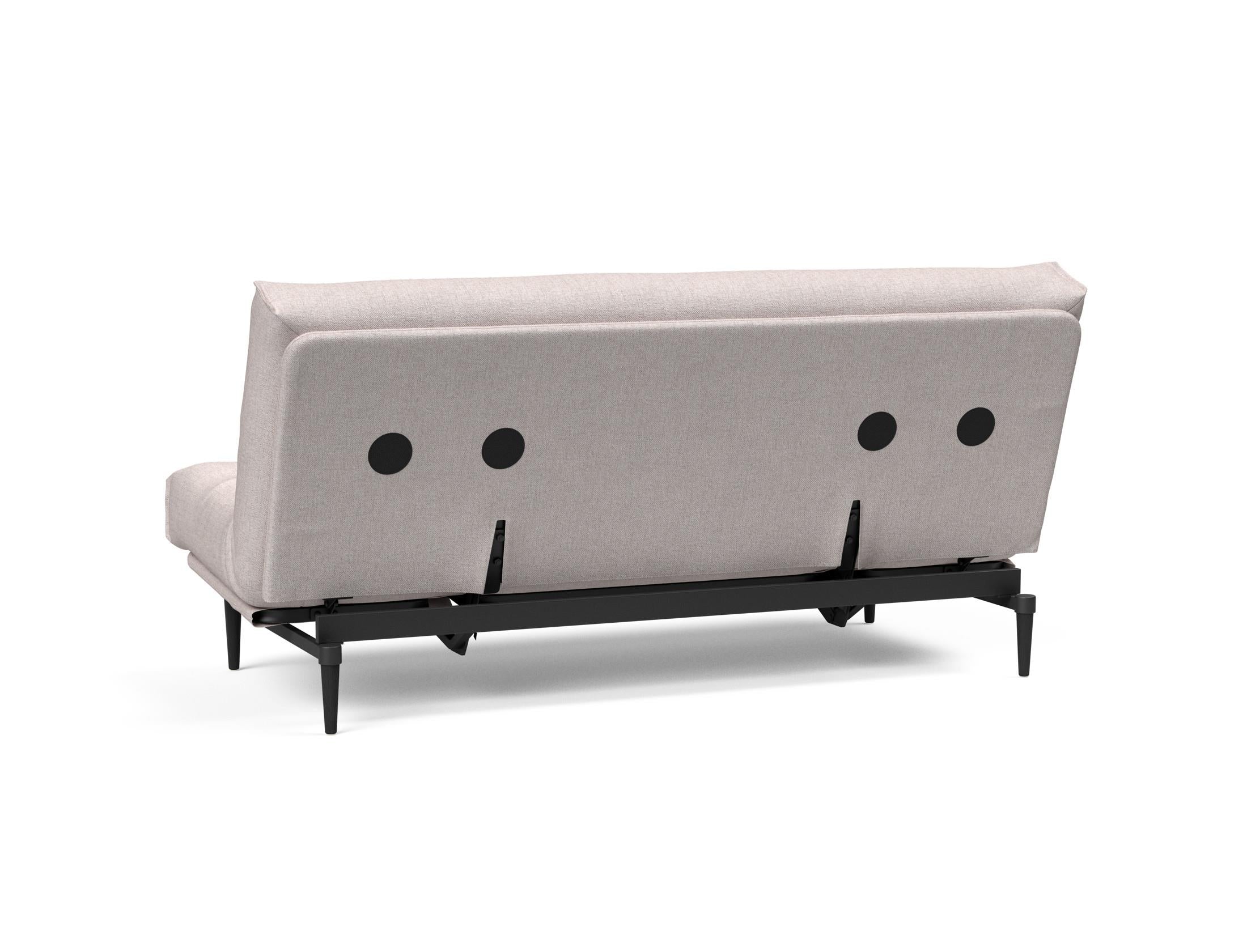 Erleben Sie das Colpus Bettsofa 140 in Nordic Eiche schwarz – ein elegantes Möbelstück, das als Sofa und Bett höchsten Komfort bietet.