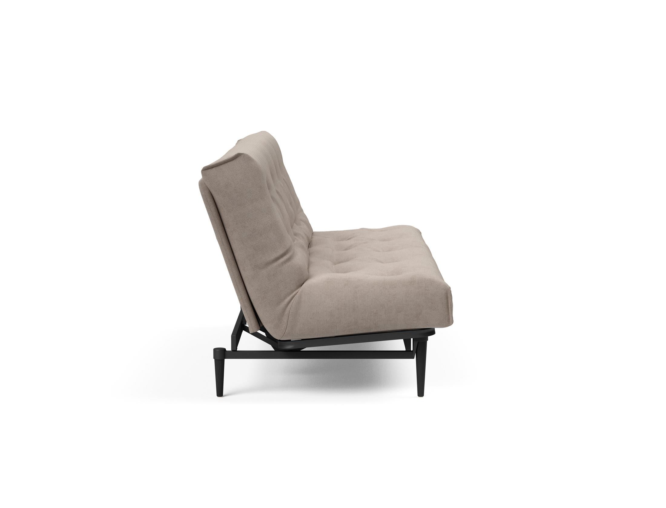 Erleben Sie das stilvolle Colpus Bettsofa 140 in Nordic Eiche schwarz von Innovation Living – ideal für gemütliche Nächte und elegantes Wohnen.