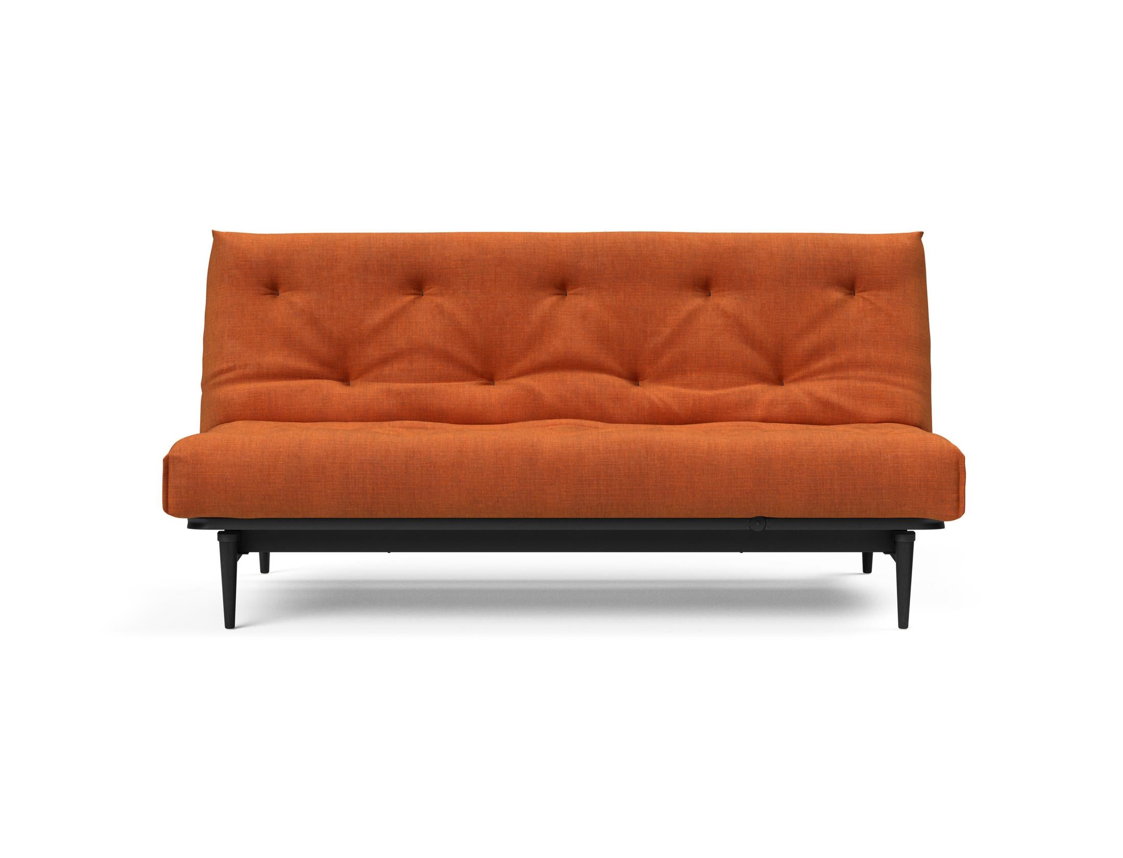 Erleben Sie das stilvolle Colpus Bettsofa 140 in Nordic Eiche schwarz von Innovation Living – ideal für gemütliche Nächte und elegantes Wohnen.