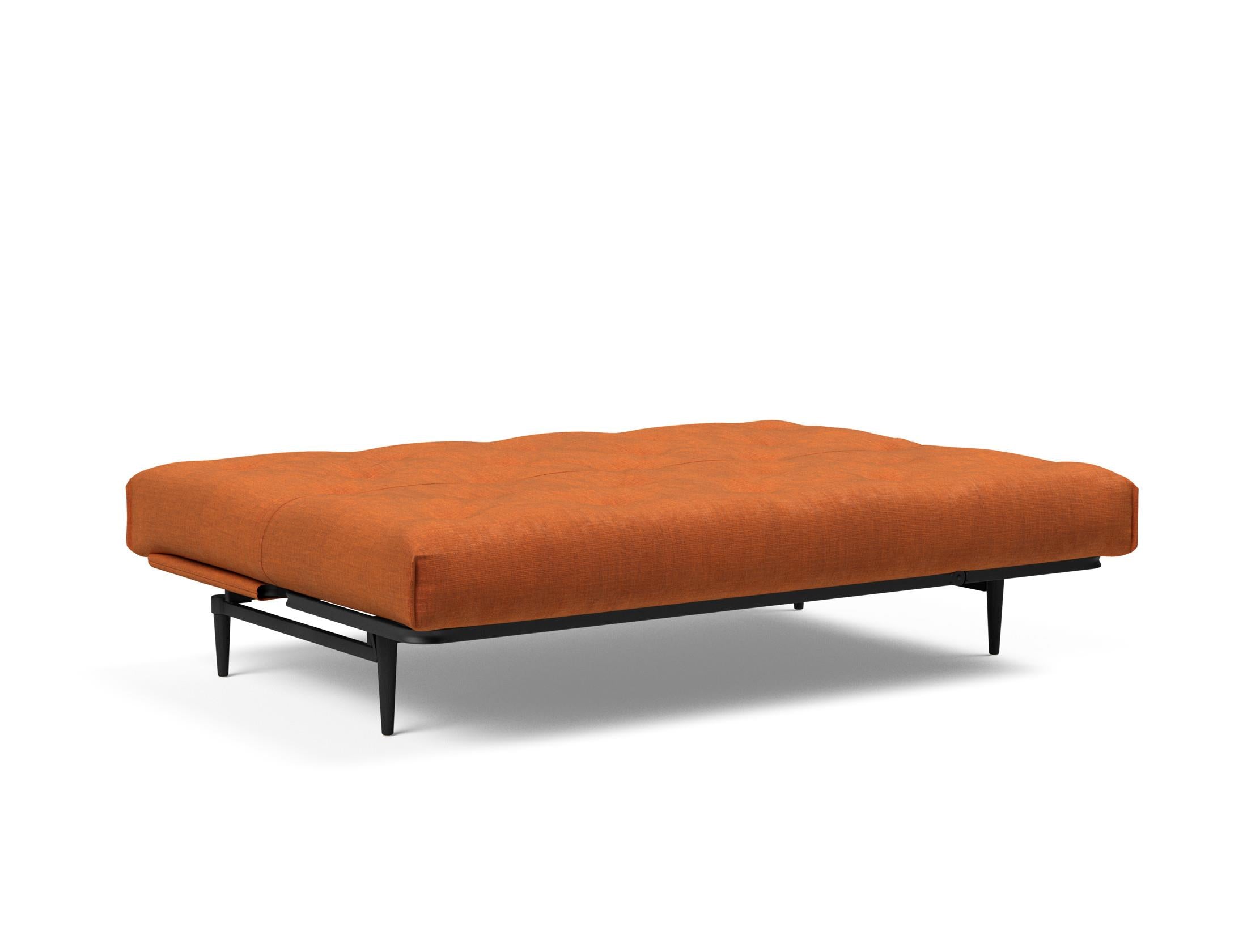 Entdecken Sie das Colpus Bettsofa 140 in Nordic Eiche schwarz von Innovation Living – modernes Design, hohe Funktionalität und individuellen Schlafkomfort.
