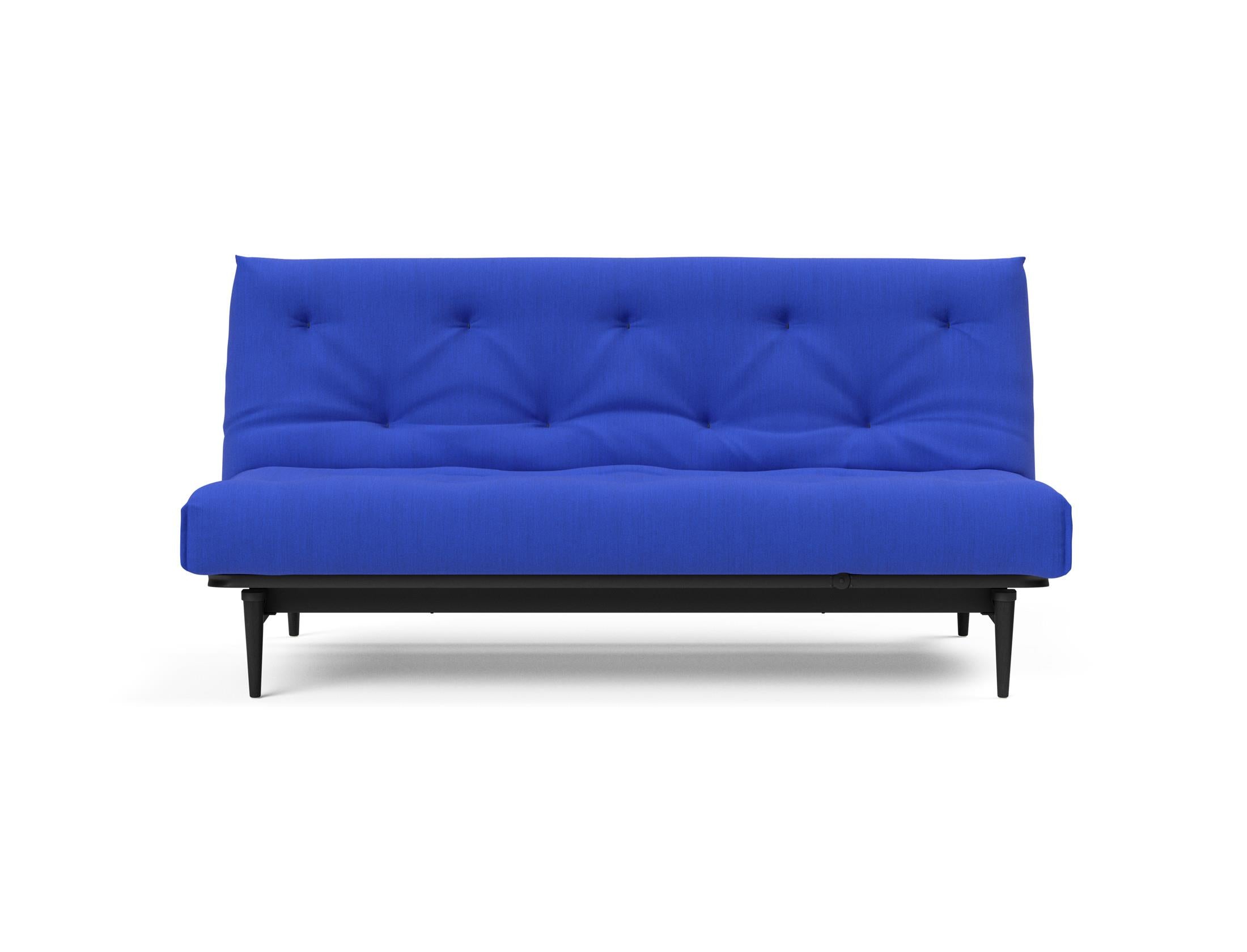 Erleben Sie das stilvolle Colpus Bettsofa 140 in Nordic Eiche schwarz von Innovation Living – ideal für gemütliche Nächte und elegantes Wohnen.