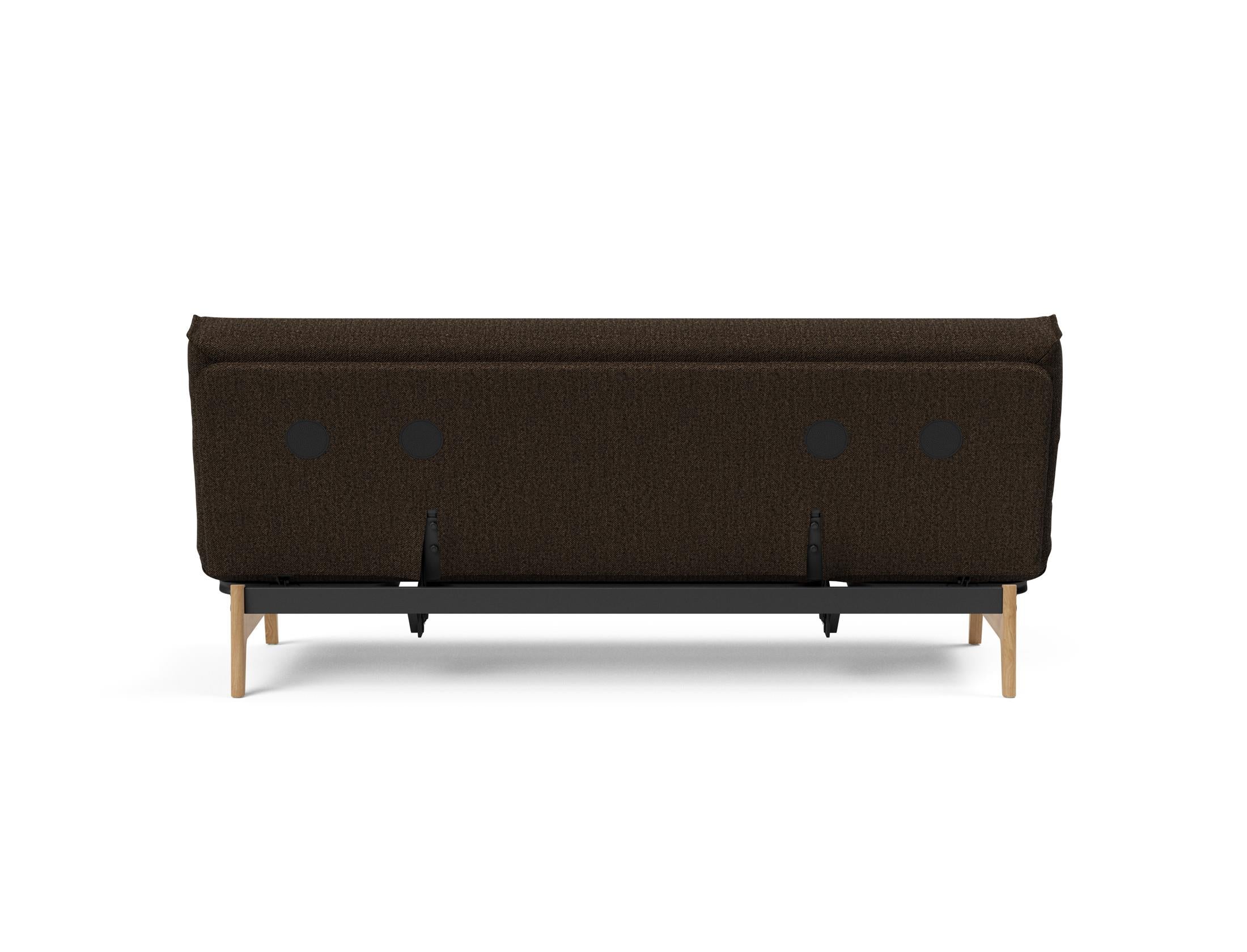 Erleben Sie das Aslak 120 Bettsofa Nordic Cover Soft Spring von Innovation Living – eine perfekte Kombination aus modernem Stil und bequemem Schlafplatz.