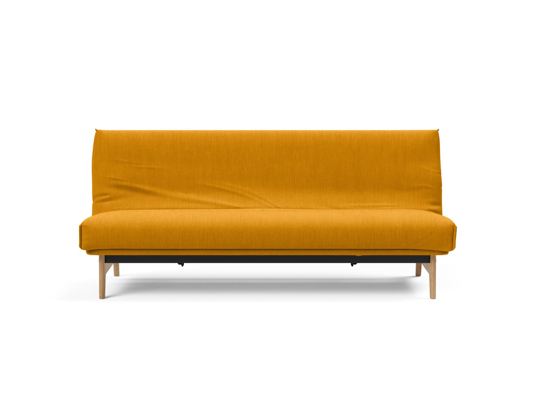 Entdecken Sie das Aslak 120 Bettsofa Nordic Cover: minimalistisches Design, außergewöhnlicher Komfort mit Soft Spring-Matratze und nachhaltiger Qualität.