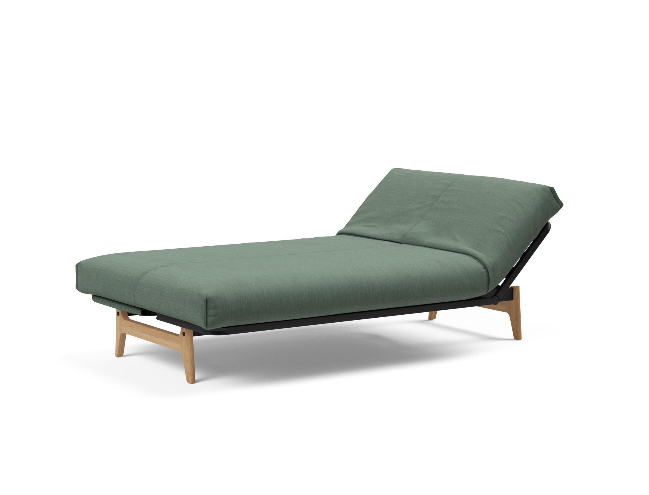 Entdecken Sie das Aslak 120 Bettsofa Nordic Cover Soft Spring – skandinavische Eleganz trifft auf individuellen Schlafkomfort und vielseitige Funktionalität.