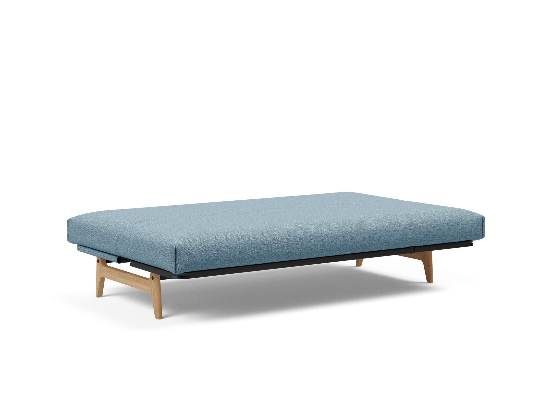 Entdecken Sie das Aslak 120 Bettsofa Nordic Cover Soft Spring – skandinavisches Design trifft auf höchsten Schlafkomfort und vielseitige Nutzungsmöglichkeiten.
