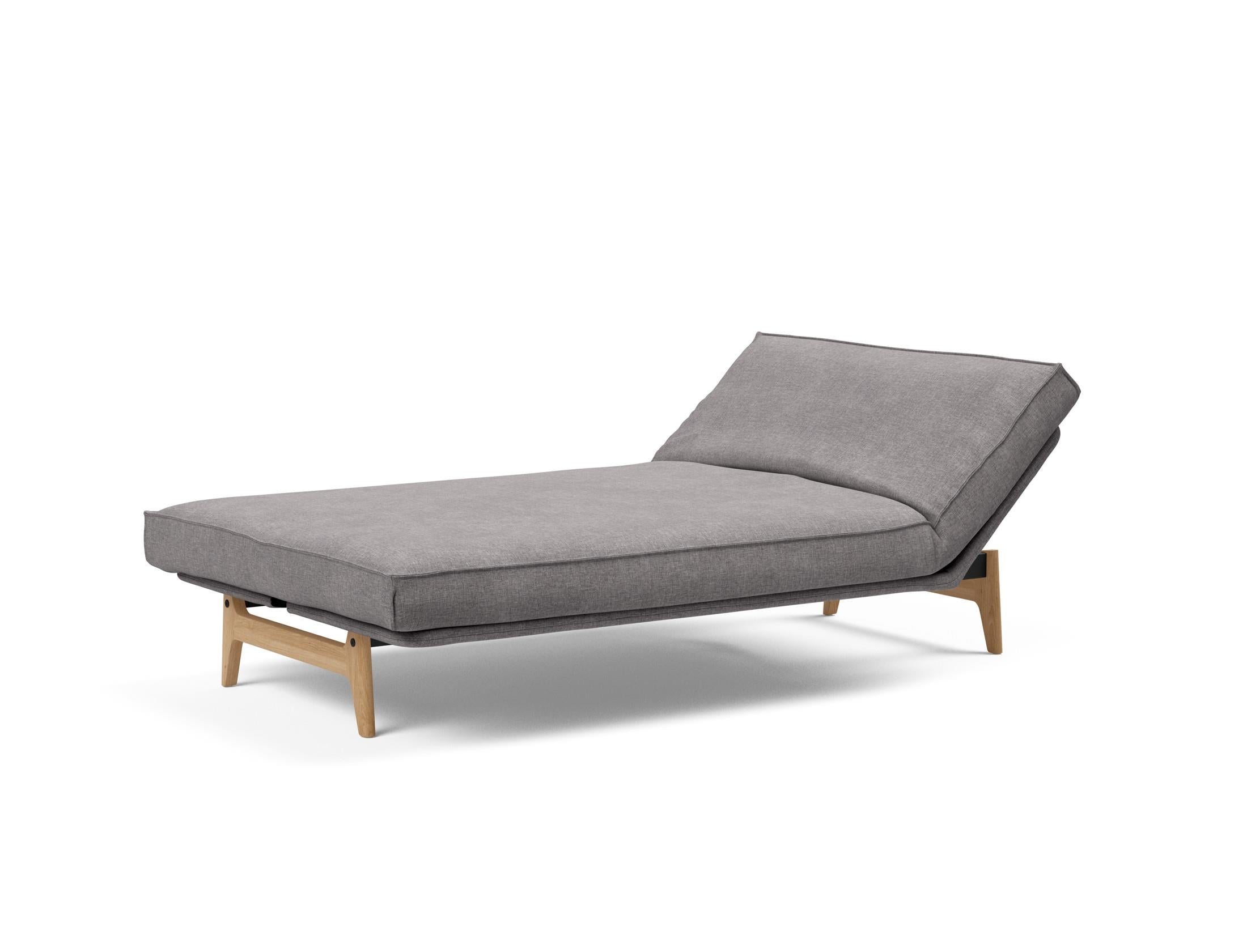 Entdecken Sie das Aslak 120 Bettsofa mit Soft Spring-Matratze – minimalistisches Design, herausragender Komfort und nachhaltige Qualität für jeden Raum.